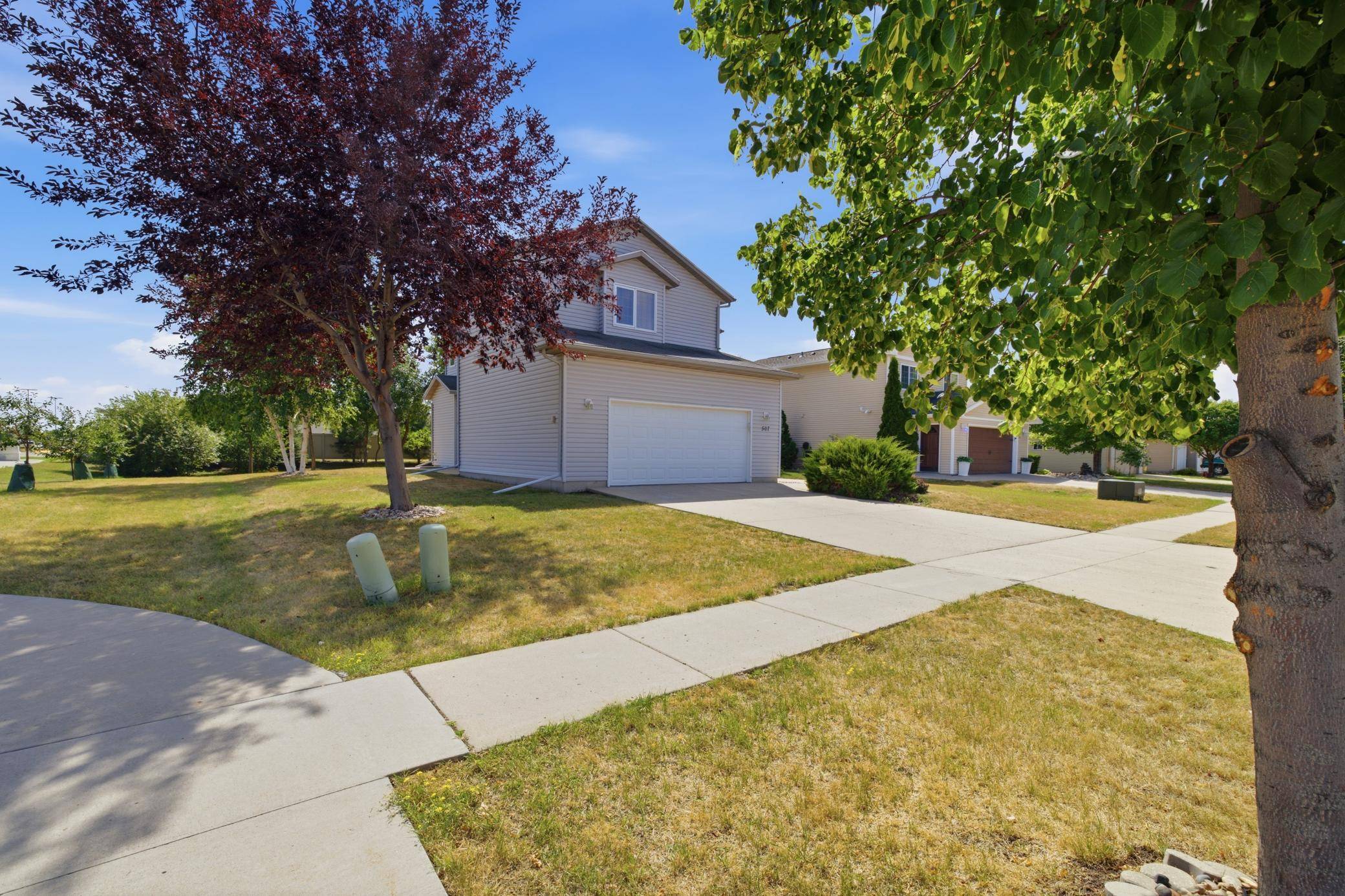 507 19th AVE W, West Fargo, ND 58078