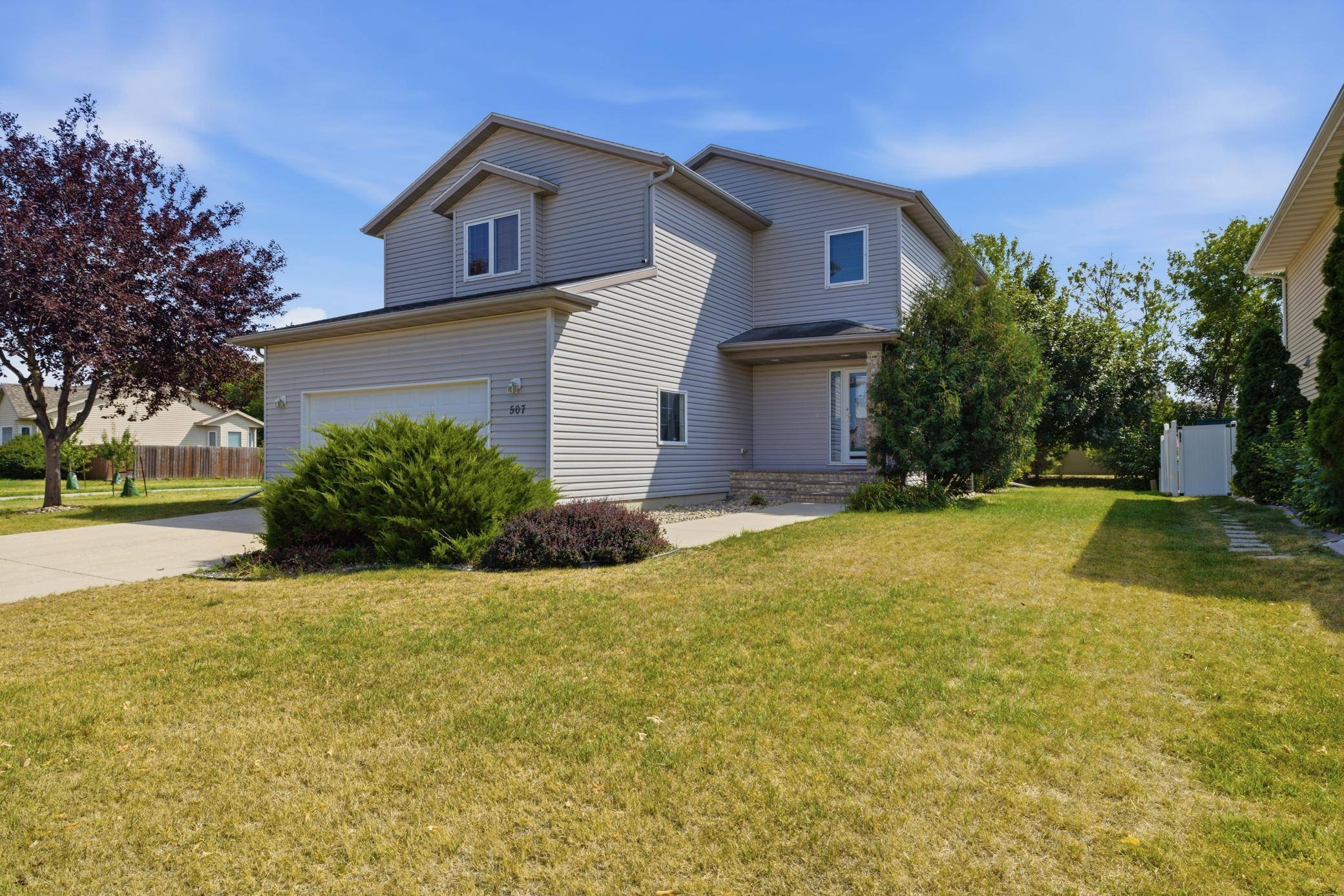 507 19th AVE W, West Fargo, ND 58078