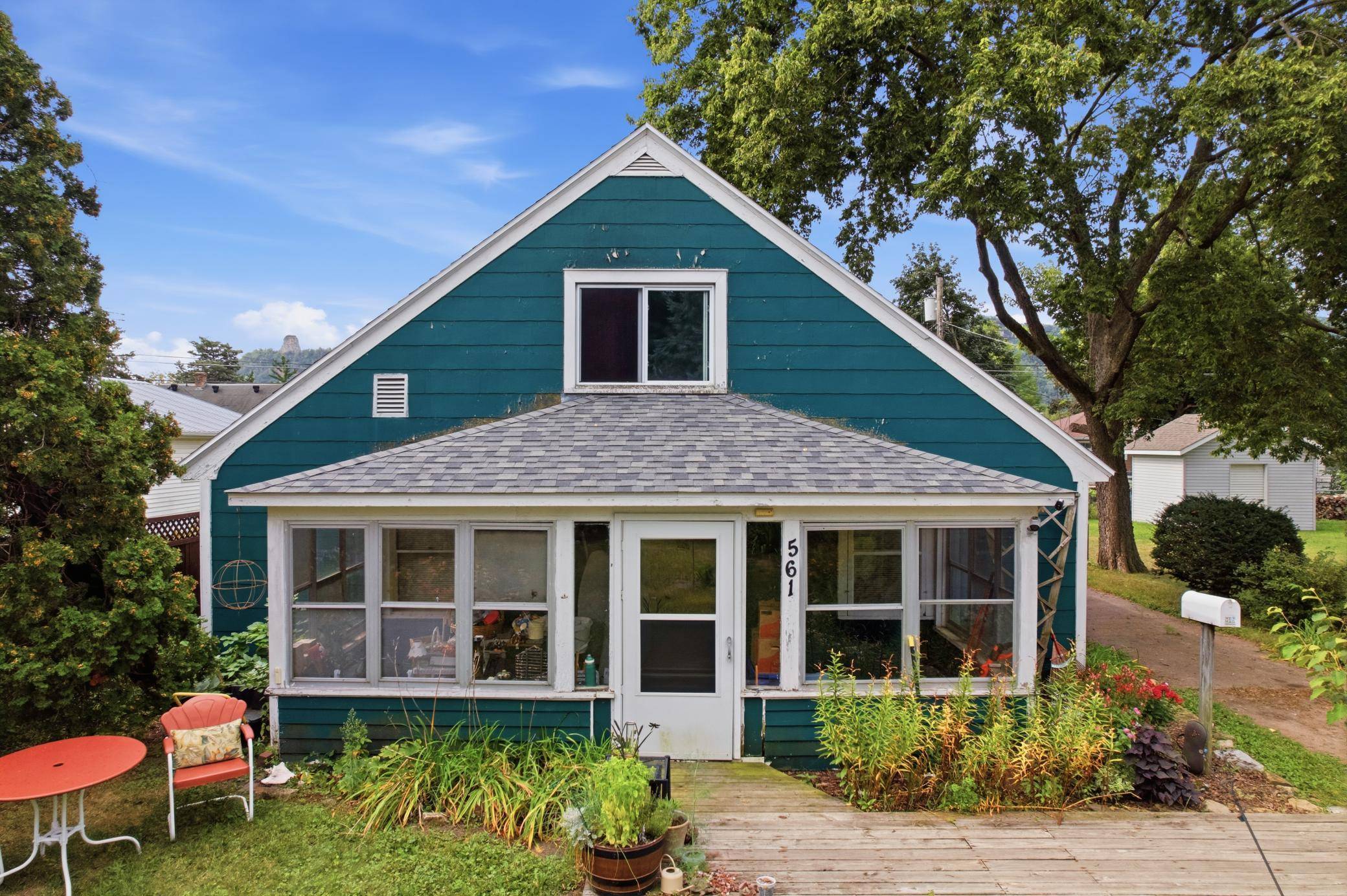 561 E Belleview ST, Winona, MN 55987
