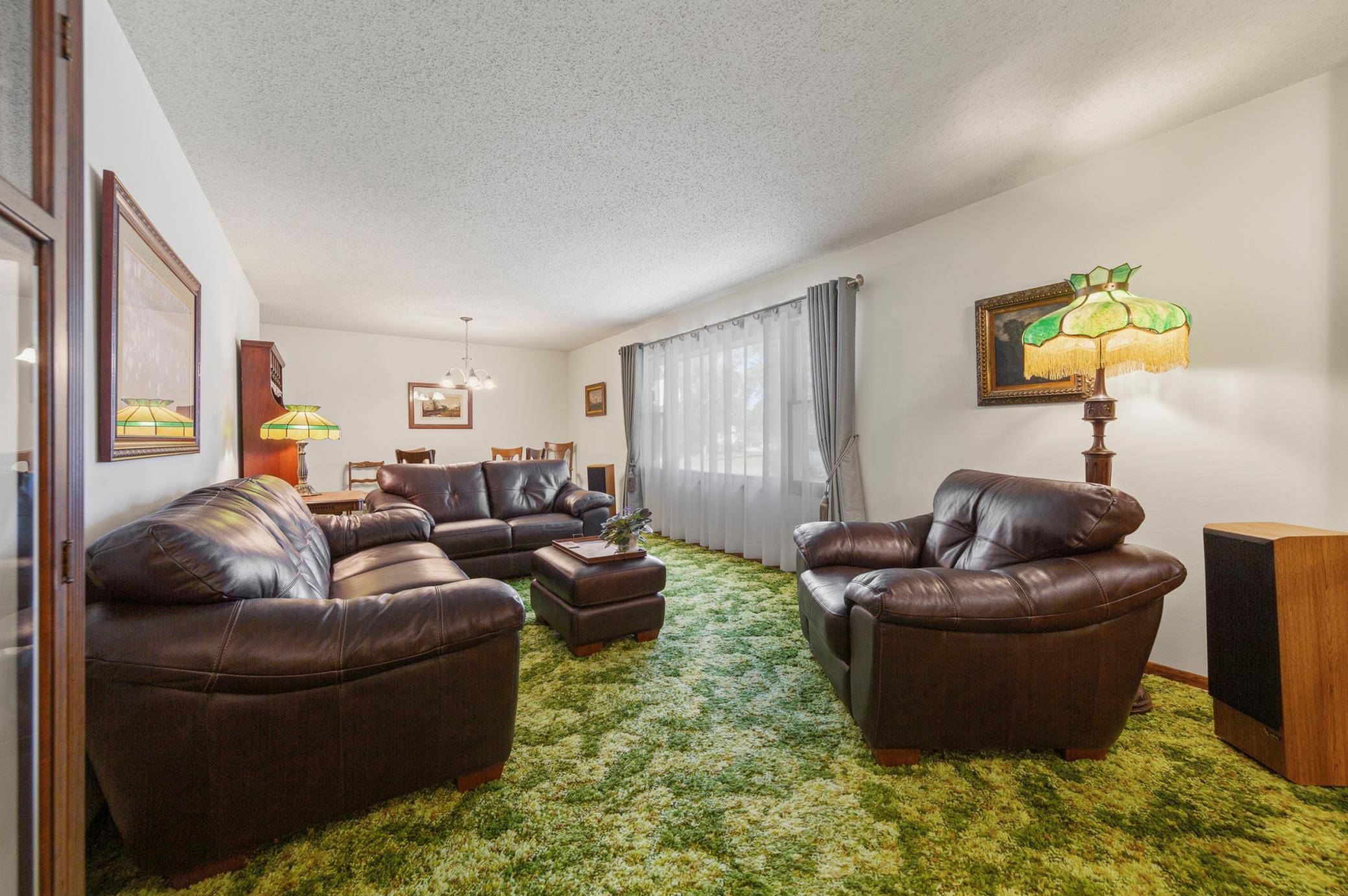 127 Woodcrest TER, Le Sueur, MN 56058