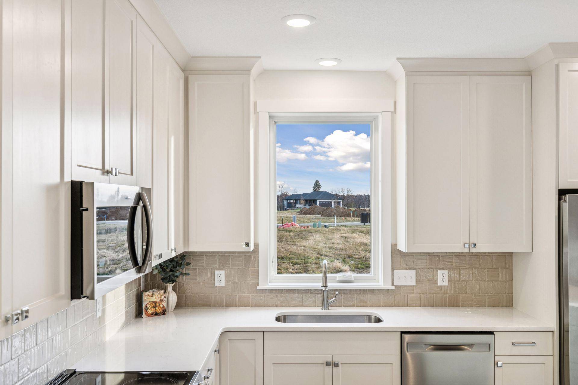 1004 Turner LN, New Richmond, WI 54017