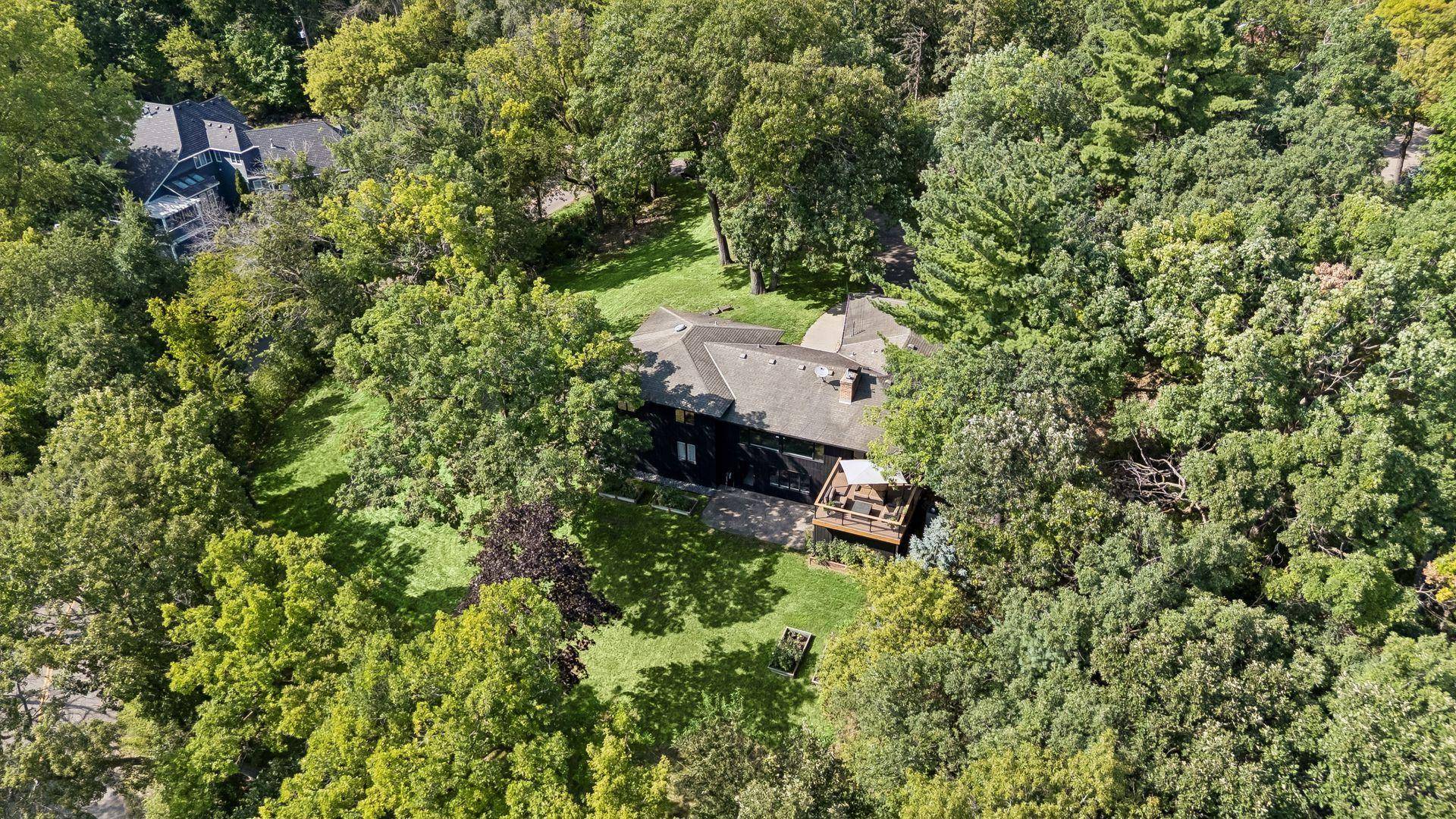5409 Highland RD, Minnetonka, MN 55345