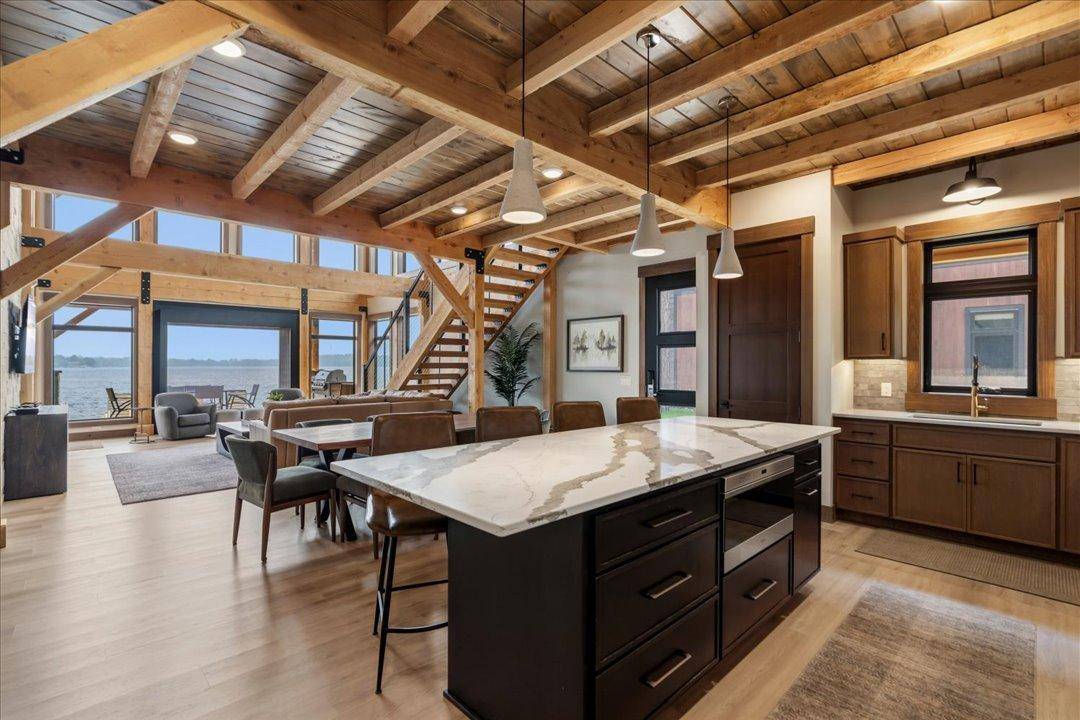 Cragun's Hillside #705 6 Bdrm Cronobles CT, East Gull Lake, MN 56401