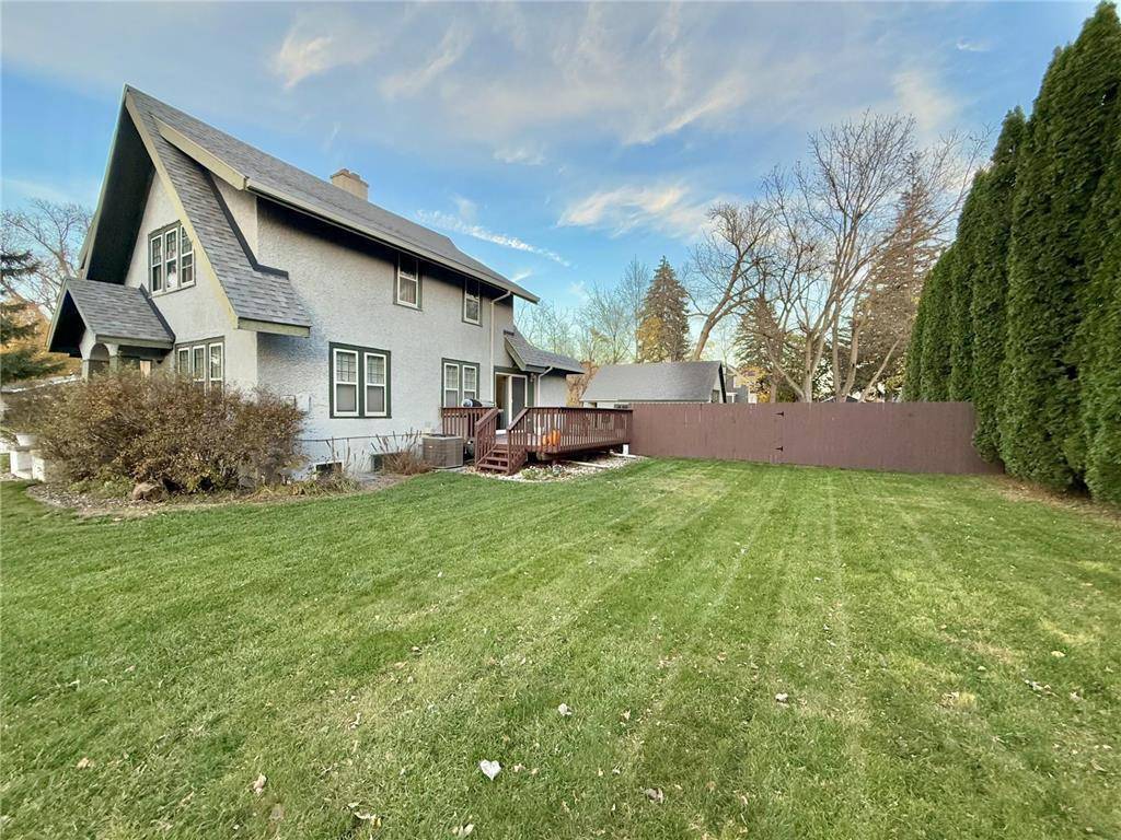 1201 6th ST SW, Willmar, MN 56201