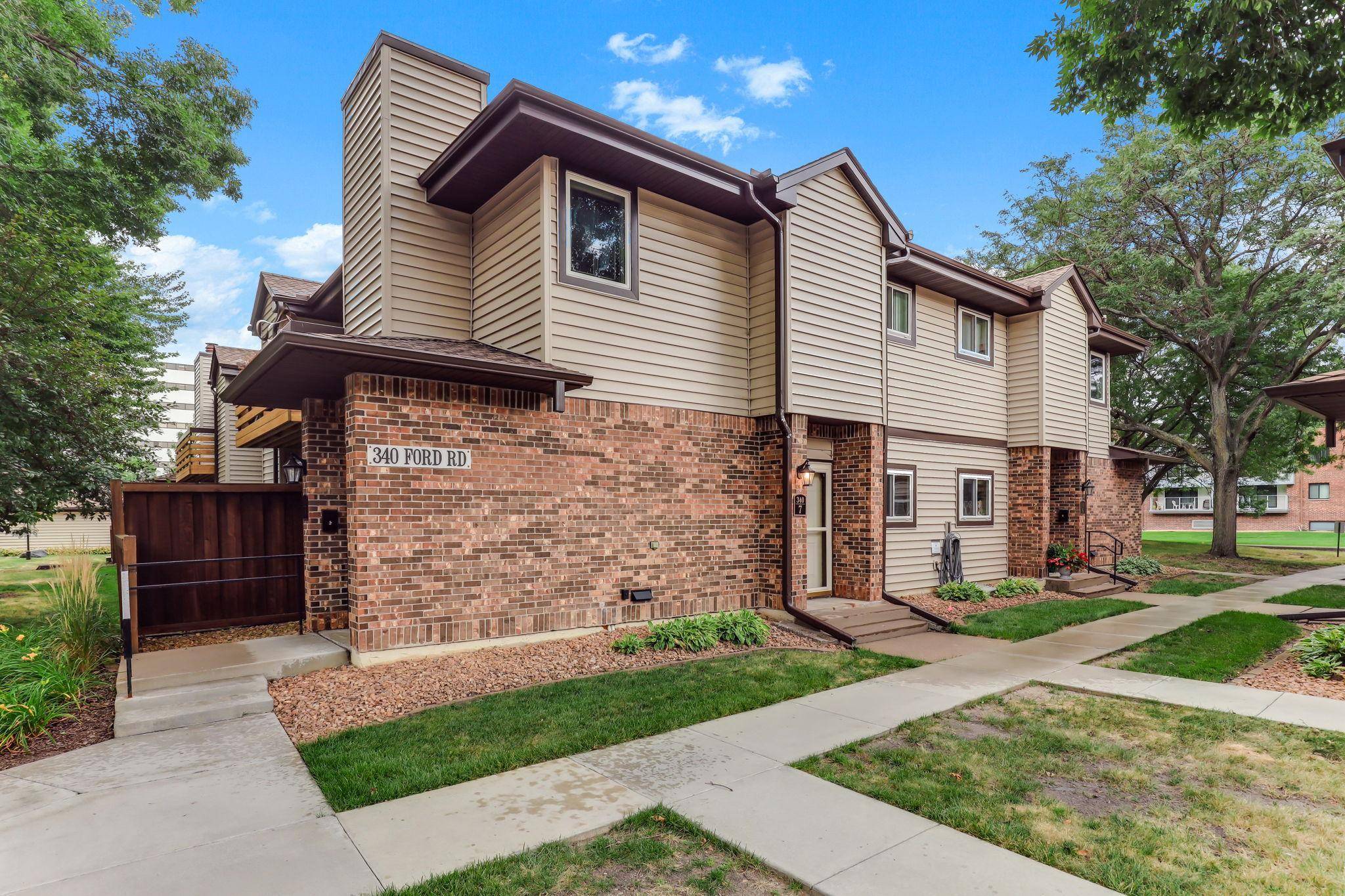 340 Ford RD #7, Saint Louis Park, MN 55426