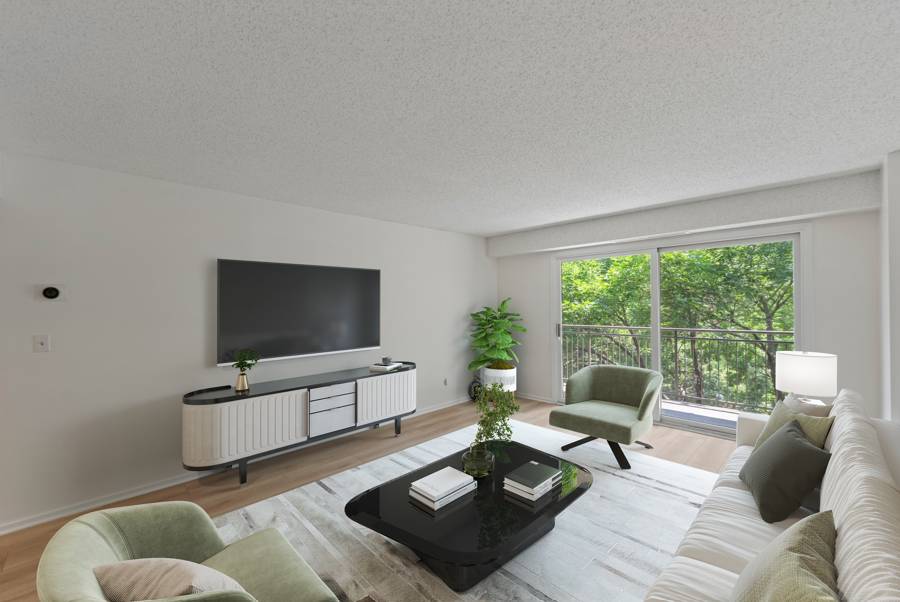 210 W Grant St #607, Minneapolis, MN 55403