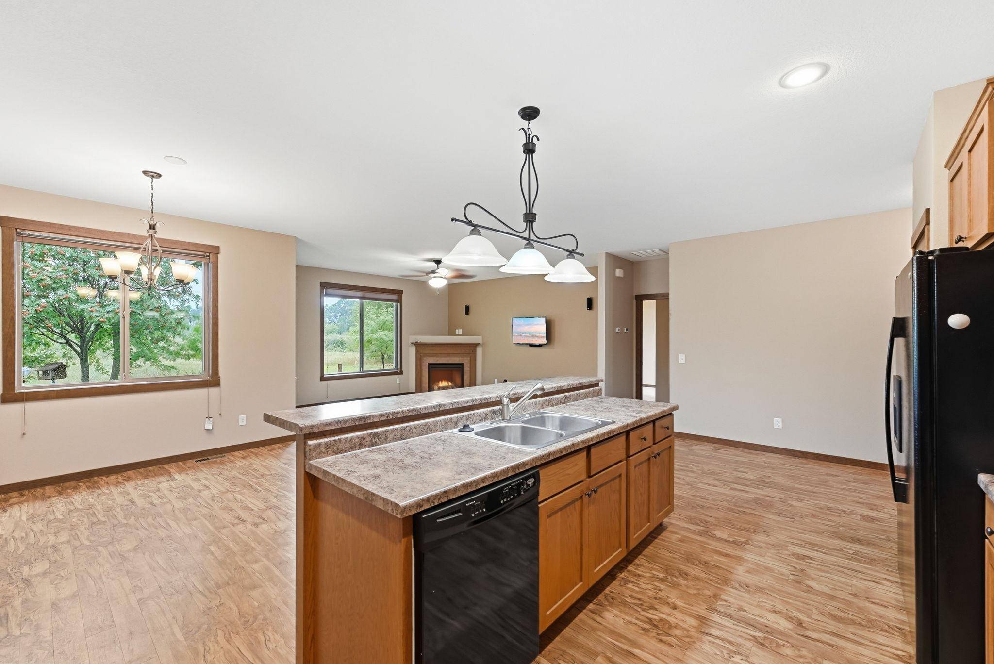 7022 Northwood LN, Saint Cloud, MN 56303