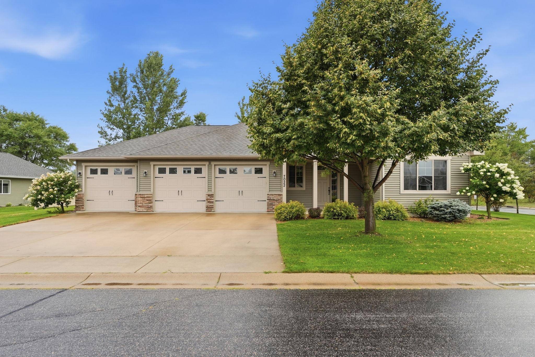 7022 Northwood LN, Saint Cloud, MN 56303