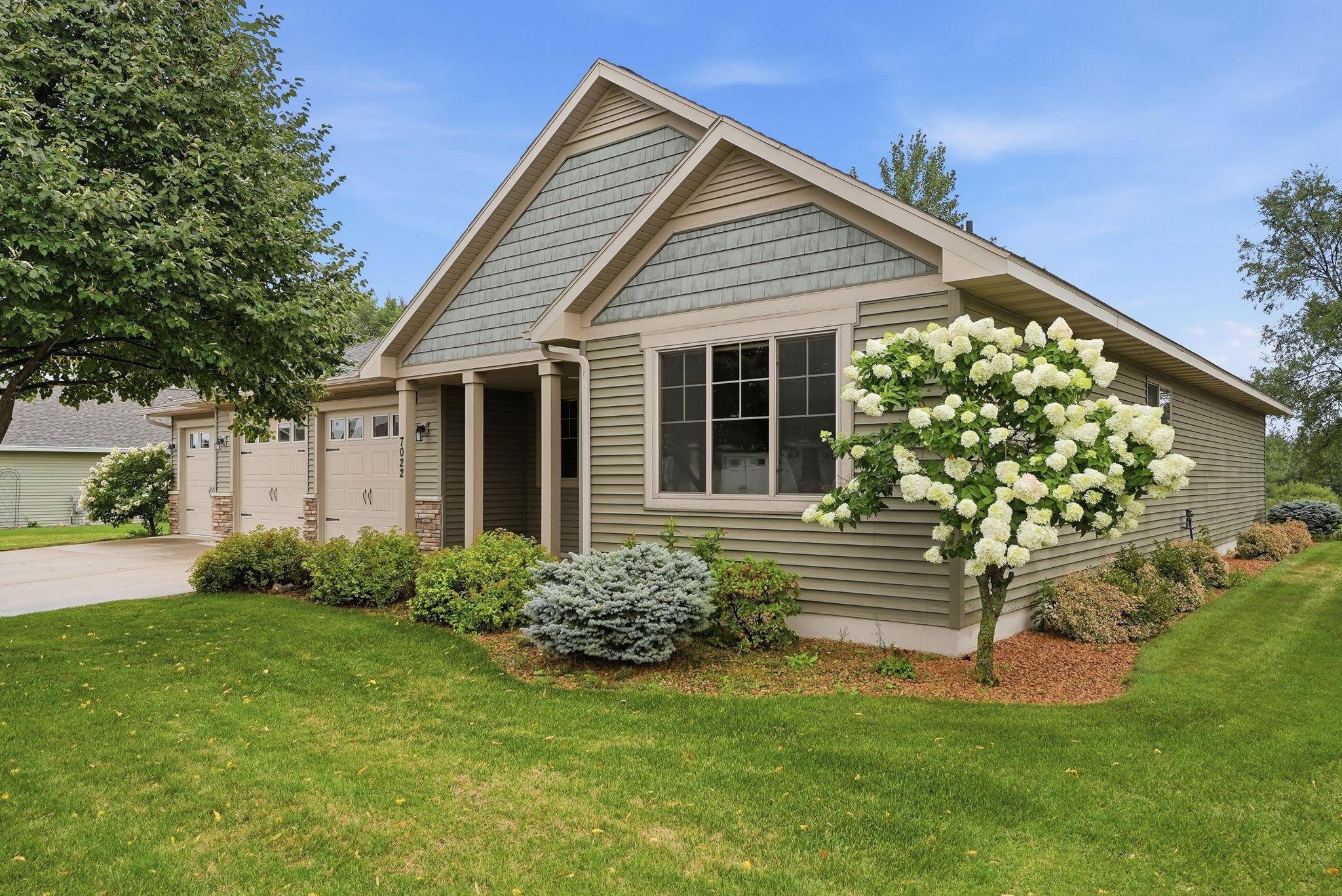 7022 Northwood LN, Saint Cloud, MN 56303