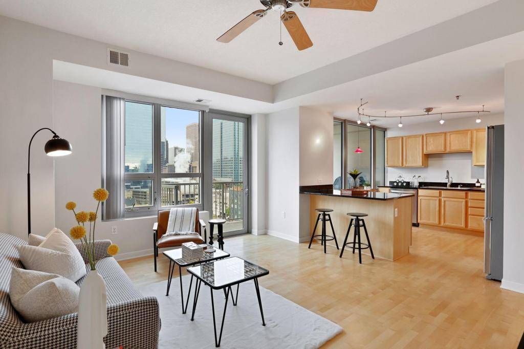 929 Portland Ave #1212, Minneapolis, MN 55404