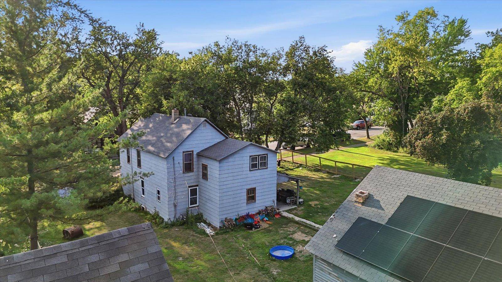 219 3rd AVE, Bovey, MN 55709