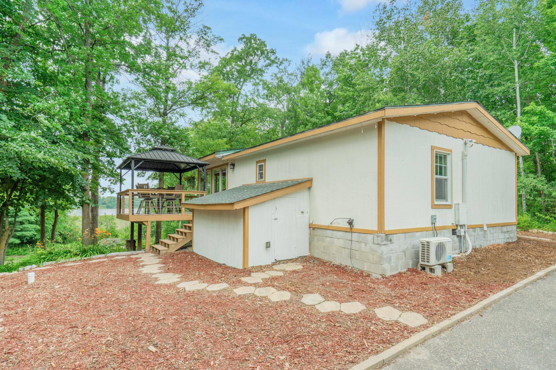 4717 Red Pine DR NW, Hackensack, MN 56452