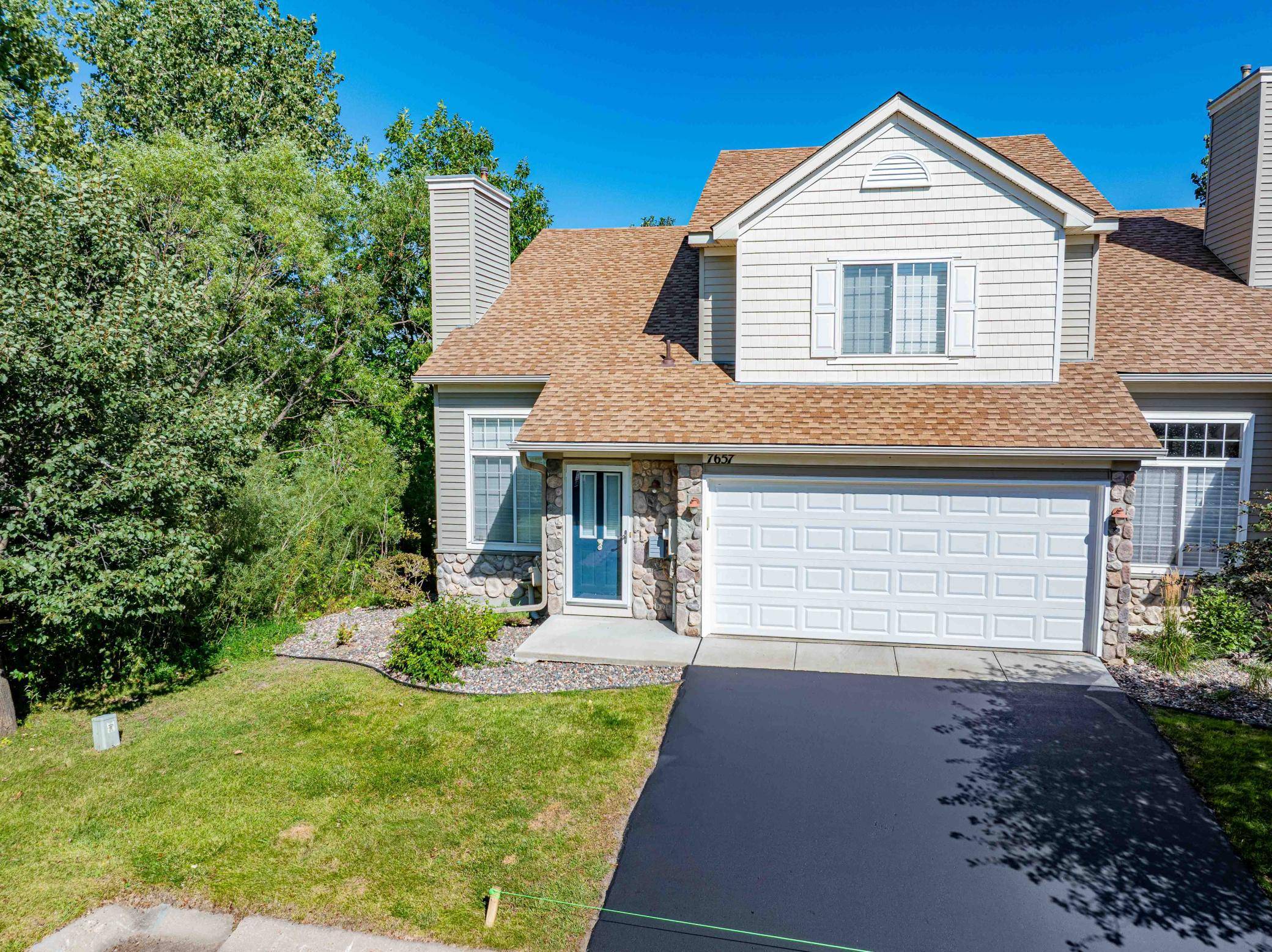 7657 Primrose PL, Chanhassen, MN 55317