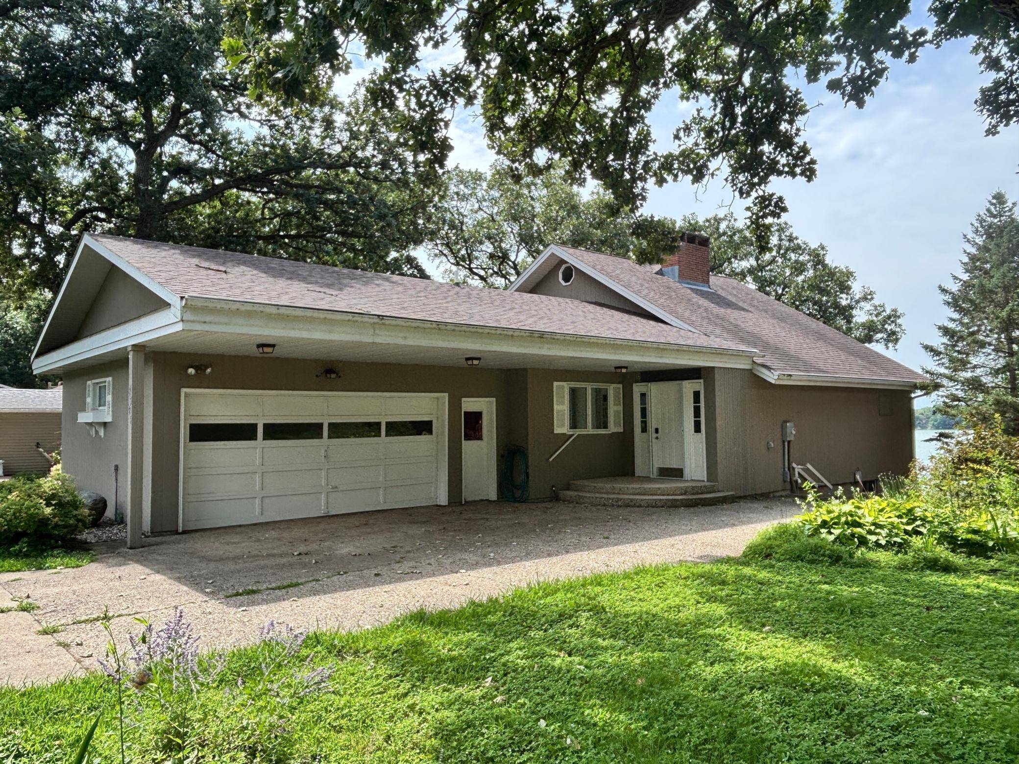 2526 Albion AVE, Fairmont, MN 56031