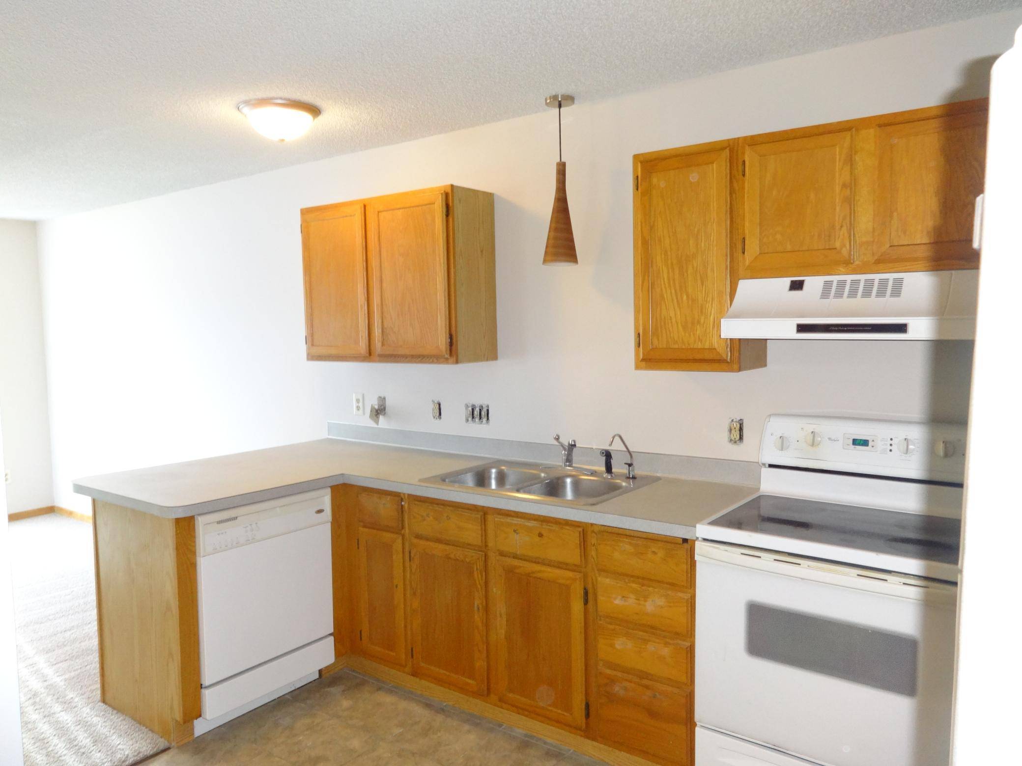 13420 60th PL N #133, Plymouth, MN 55446