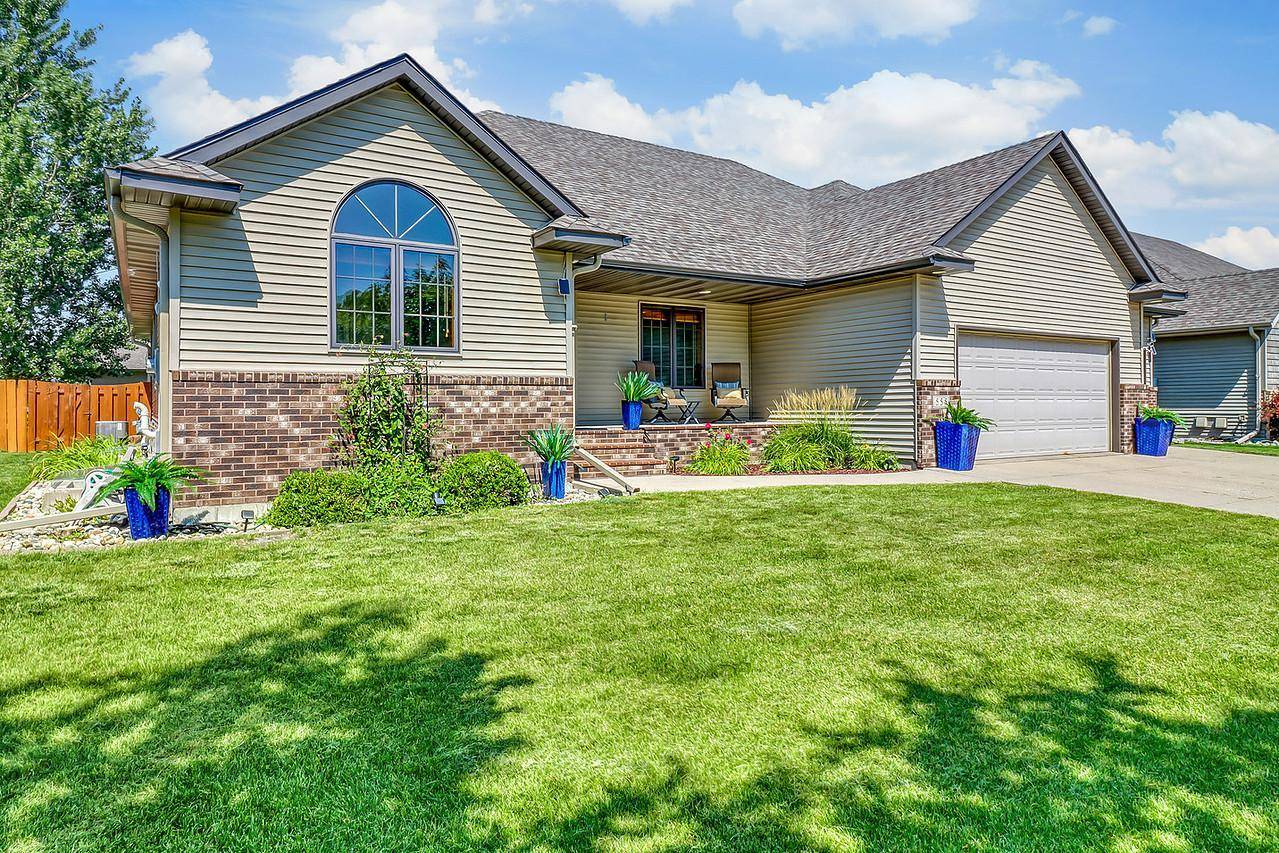 555 Queens CT, Moorhead, MN 56560