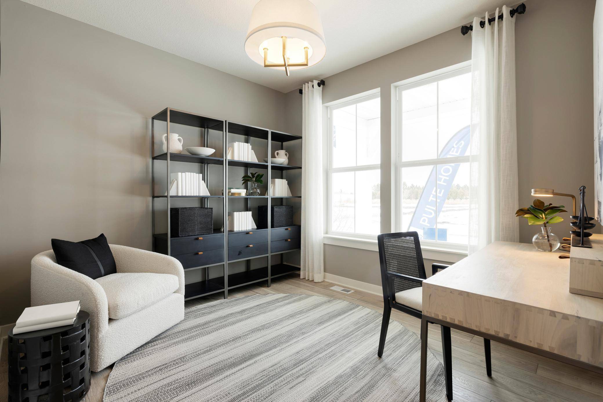 1566 Lund WAY, Shakopee, MN 55379