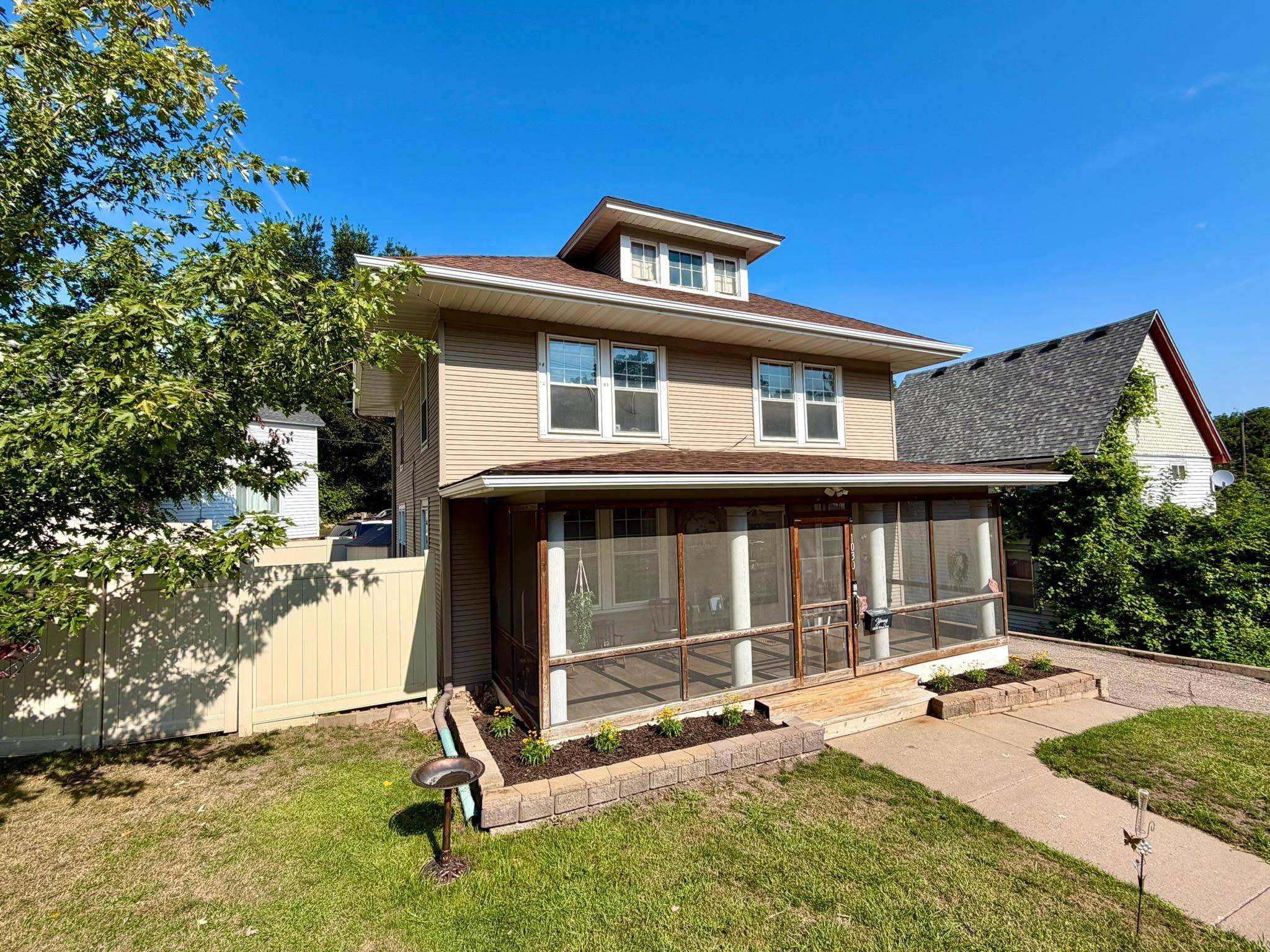 1030 West AVE, Red Wing, MN 55066