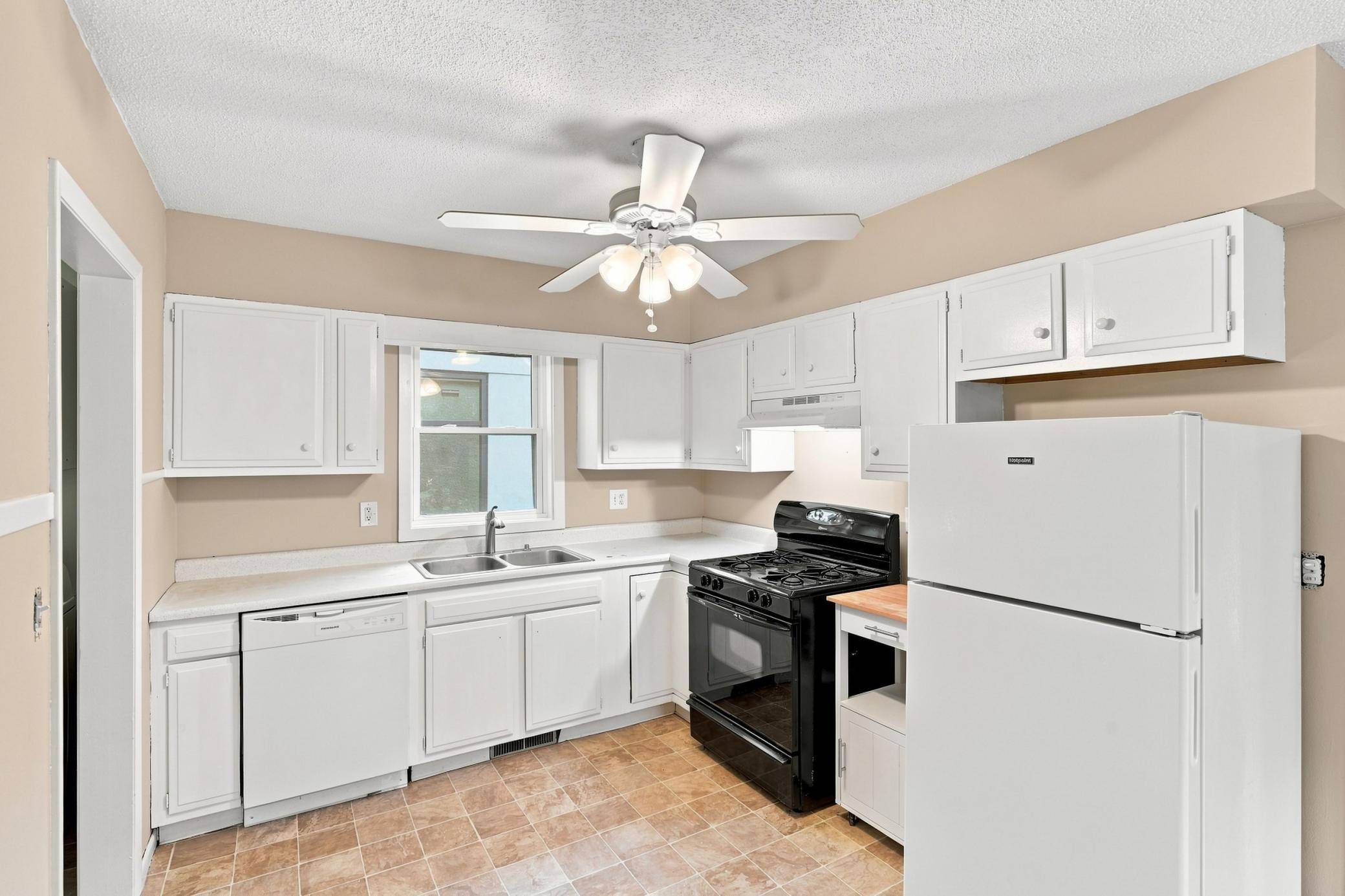 1622 Washington ST NE, Minneapolis, MN 55413