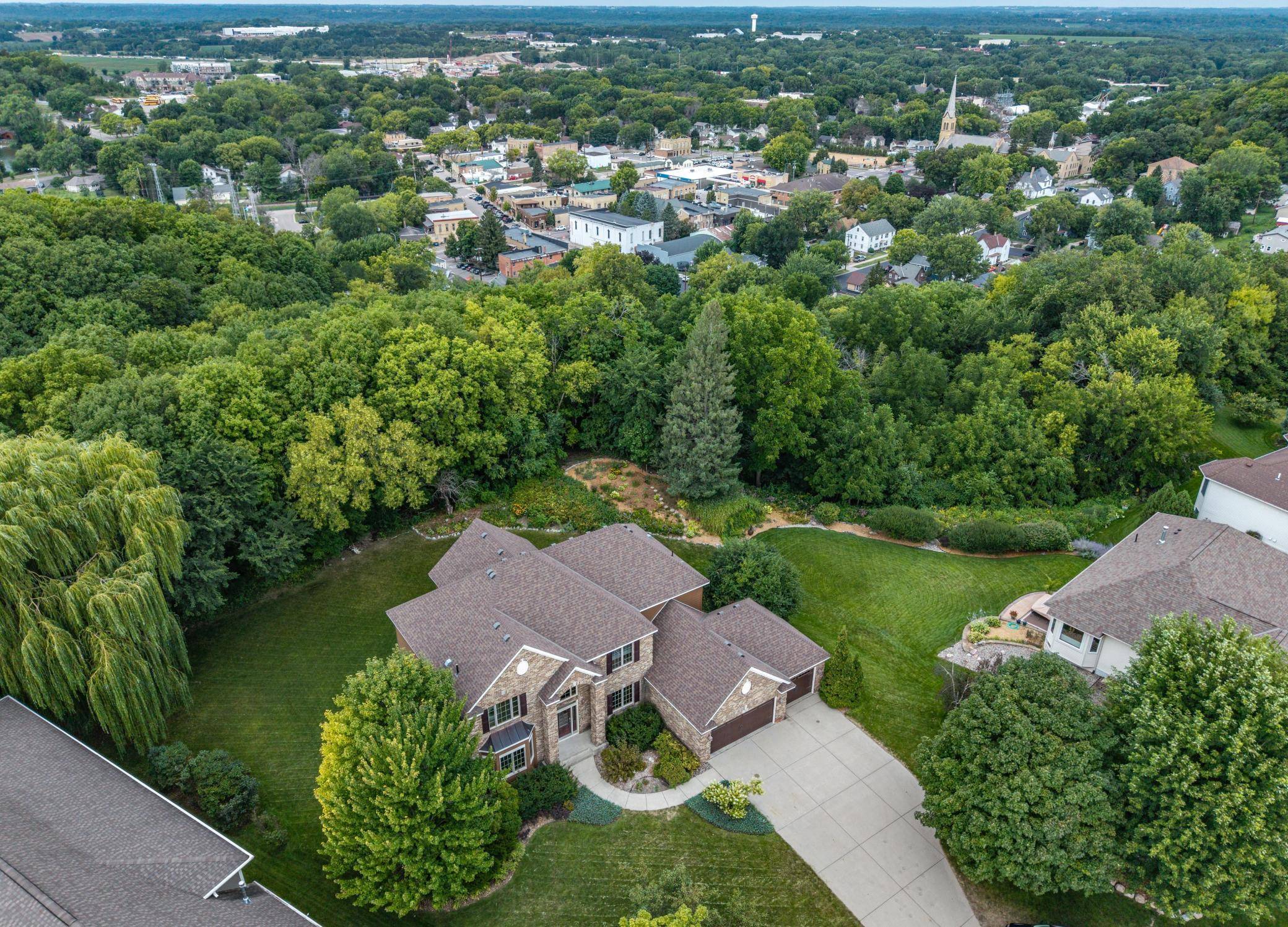 316 Arabian DR, Jordan, MN 55352