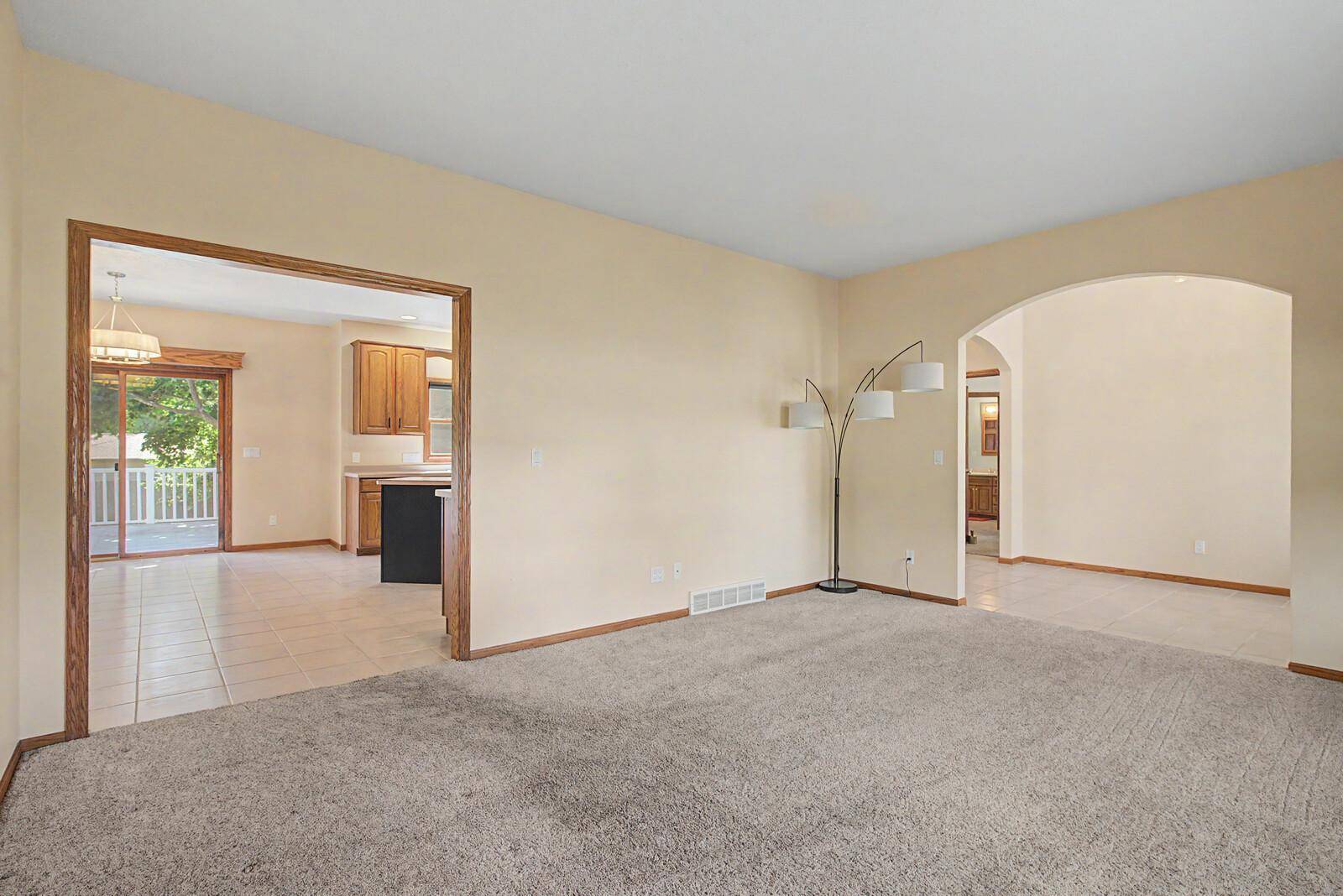 W7885 Country AVE, Holmen, WI 54636
