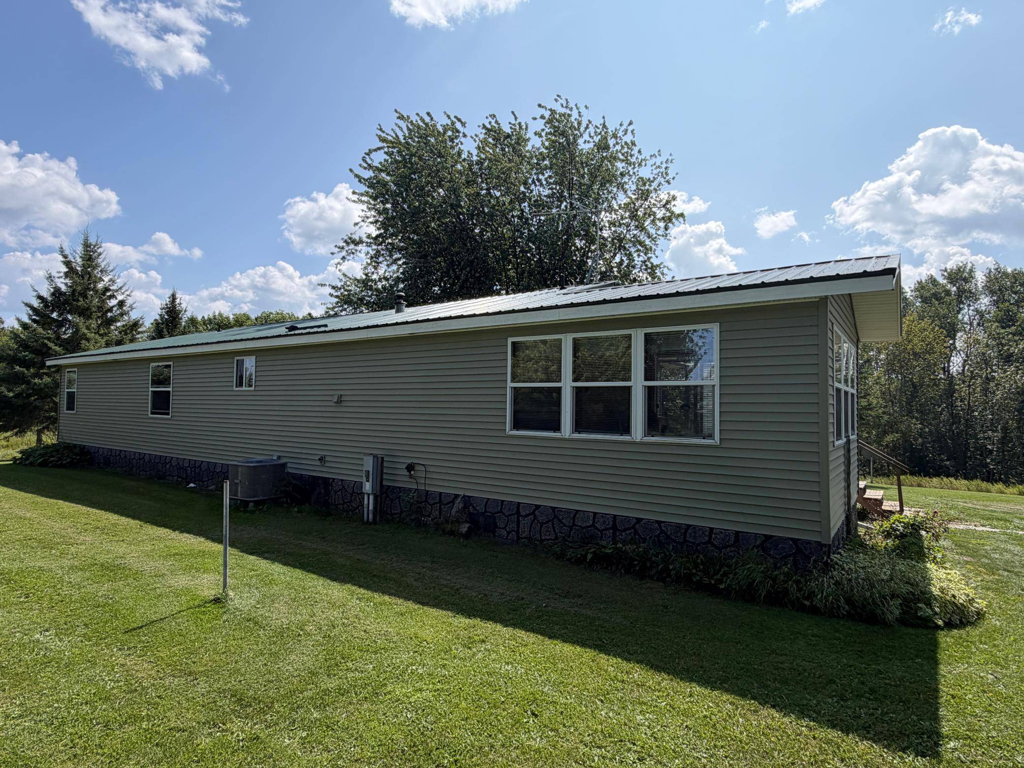 1506 County Road 1 SW, Baudette, MN 56623