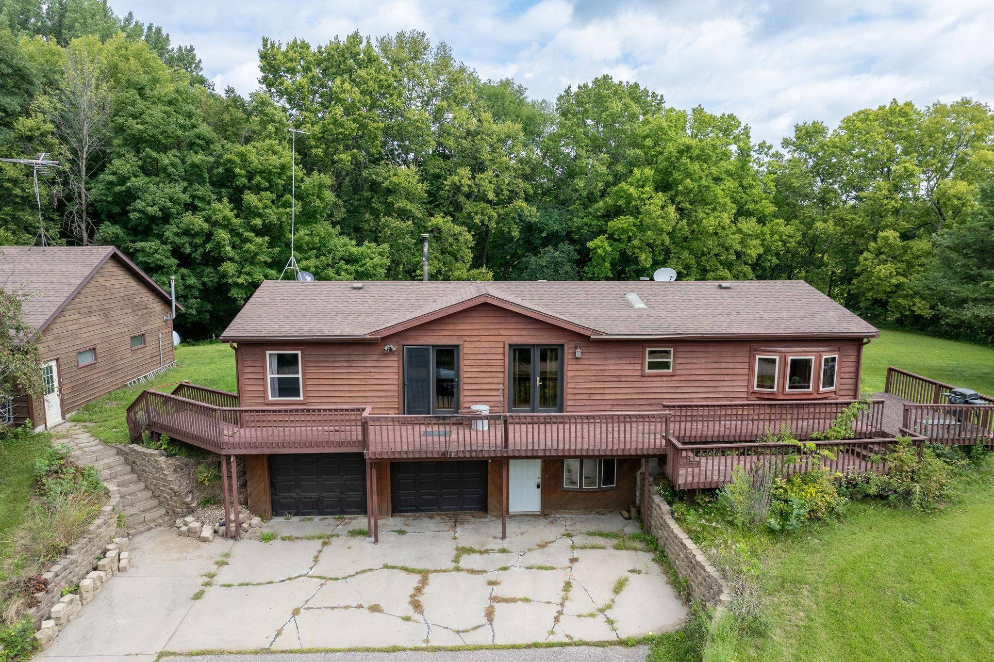 37849 Hillside DR, Saint Peter, MN 56082
