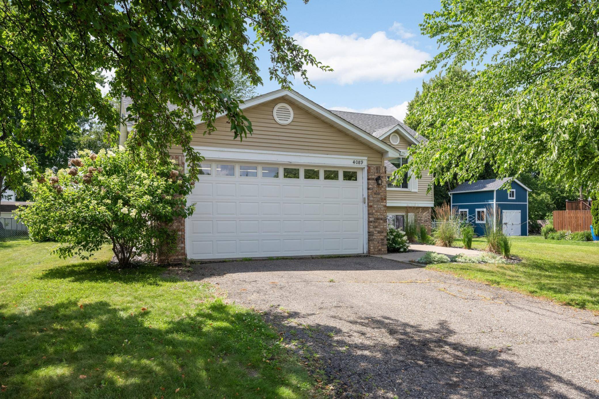 4089 Pennsylvania AVE, Eagan, MN 55123
