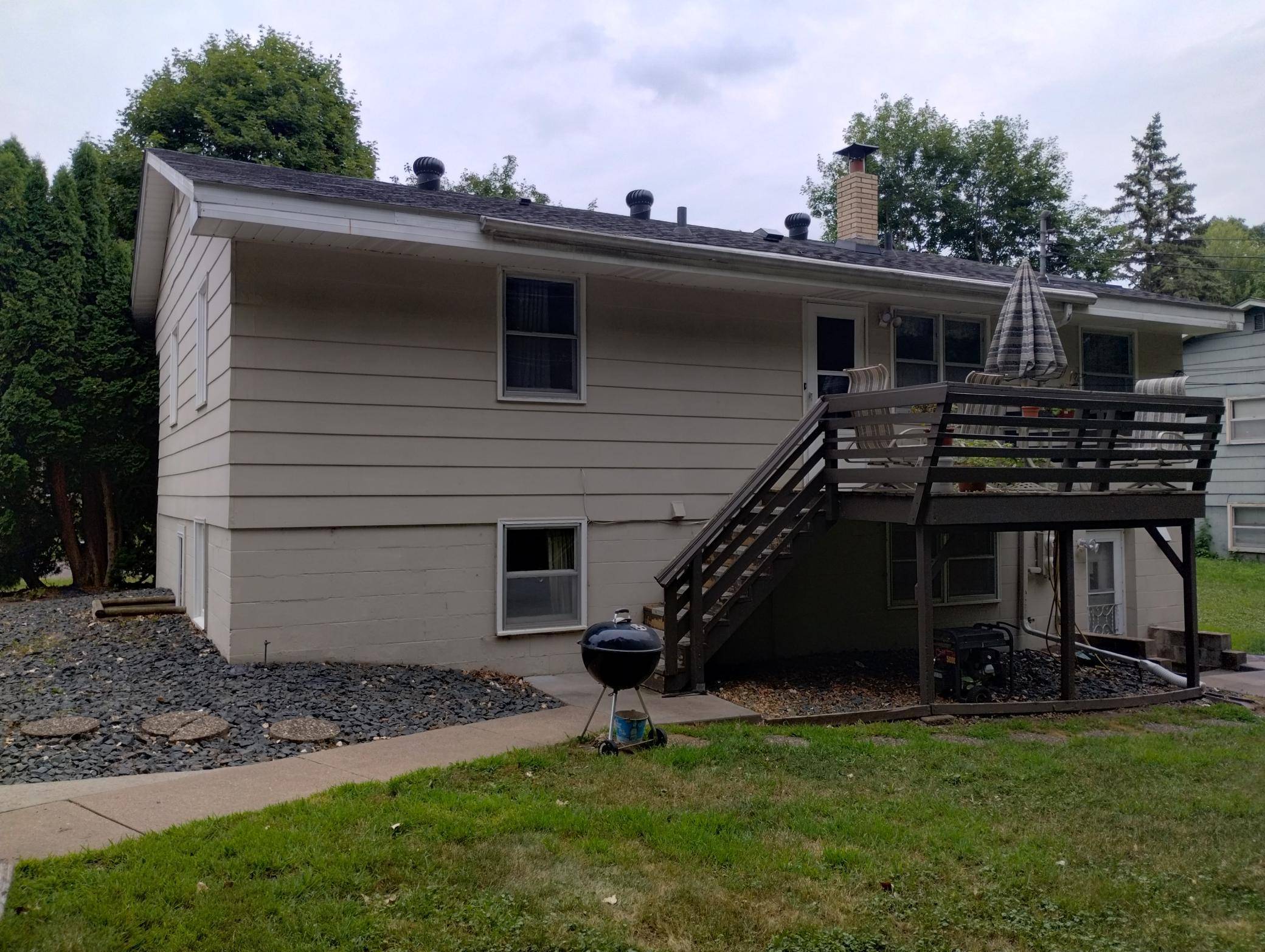 1655 Mcafee ST, Saint Paul, MN 55106