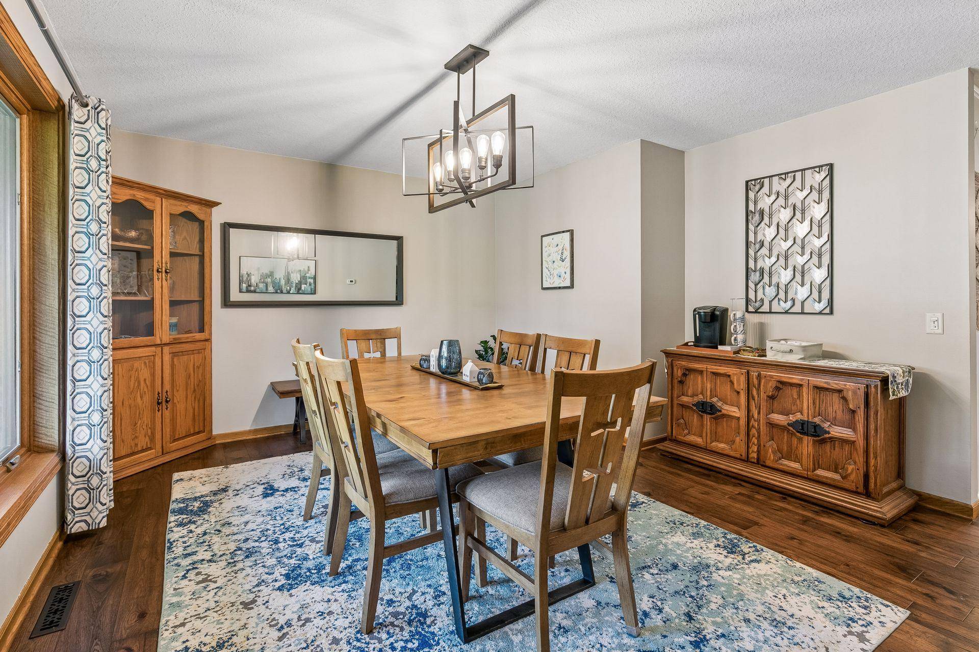 1635 Mallard CIR, Eagan, MN 55122