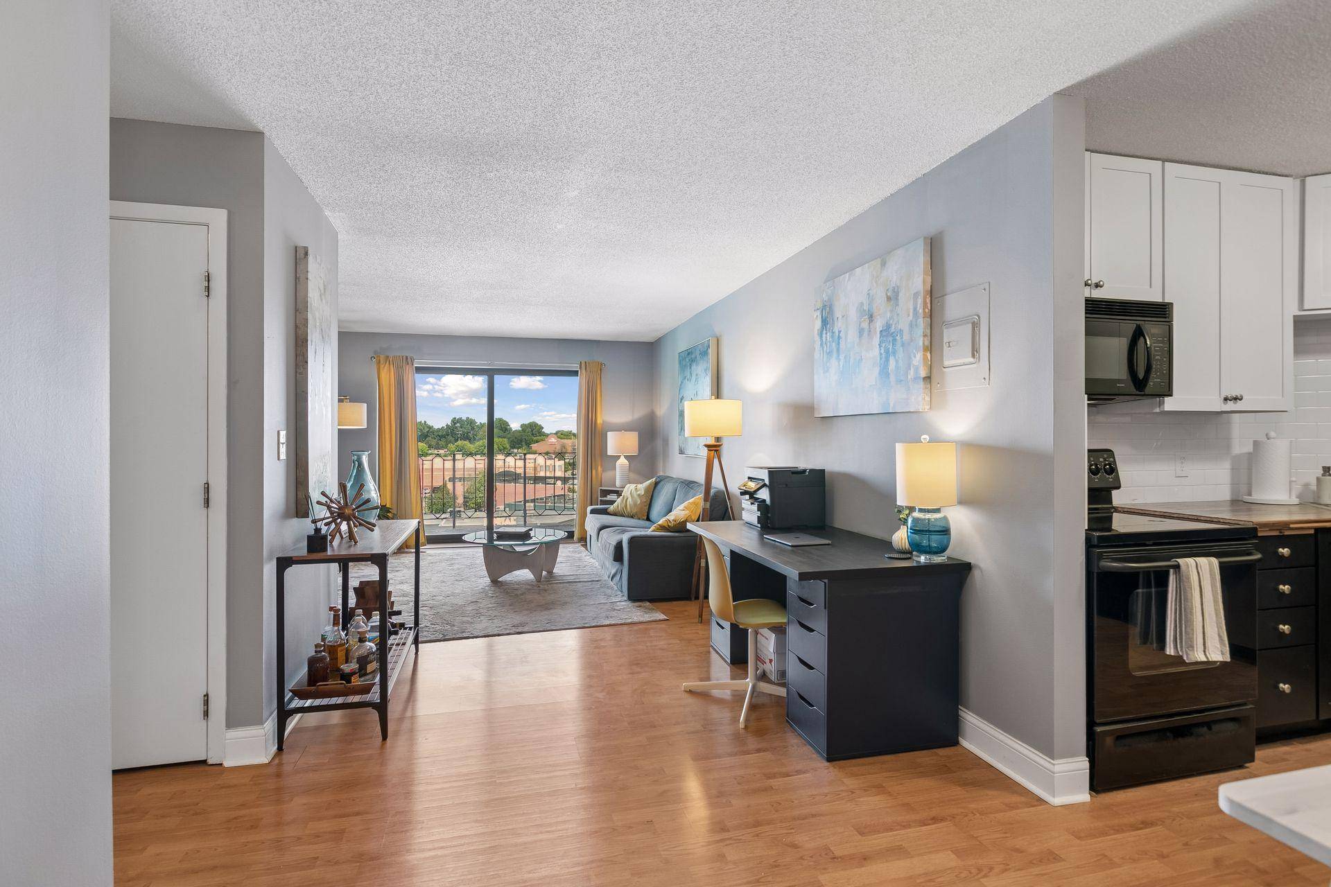 3131 Excelsior BLVD #512, Minneapolis, MN 55416