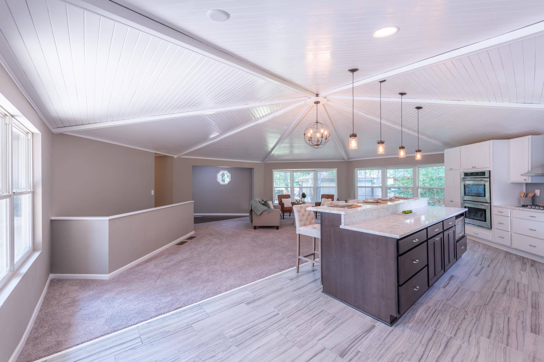 7008 River RD, Inver Grove Heights, MN 55076
