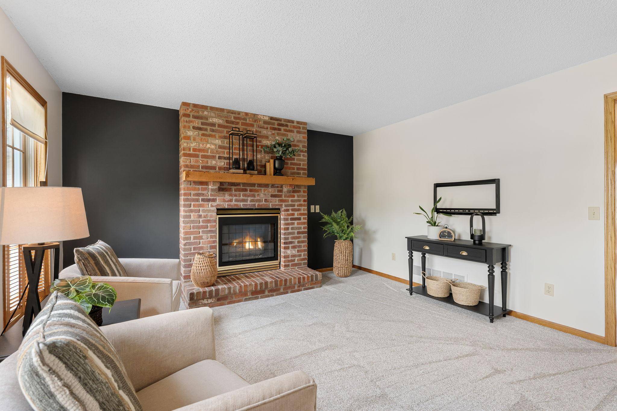 1115 Jerake PL, Owatonna, MN 55060