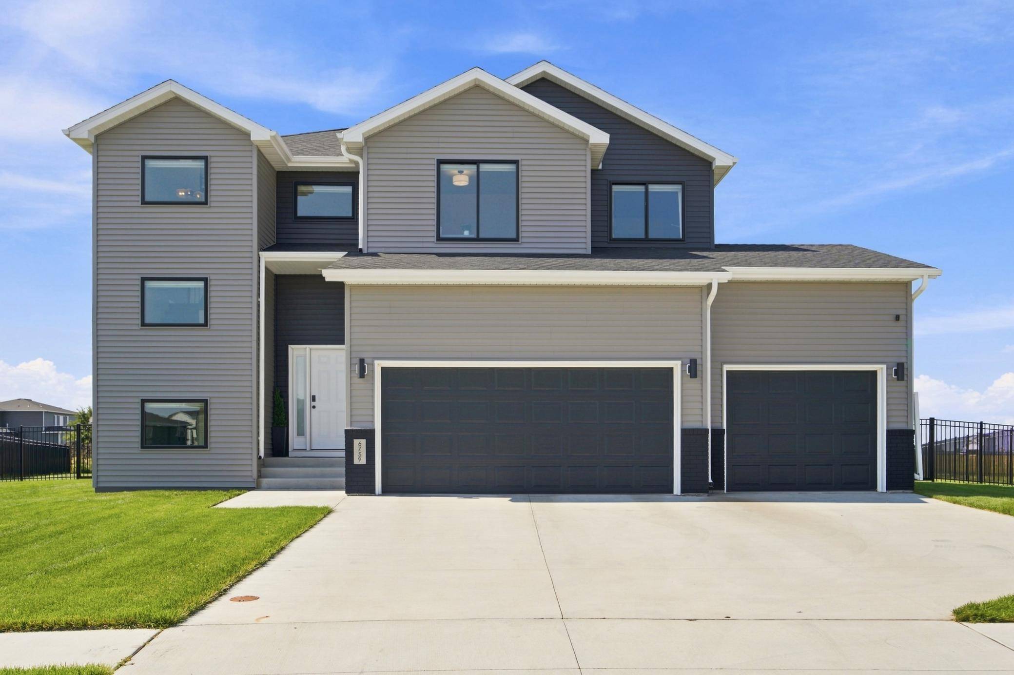 6759 28th ST S, Fargo, ND 58104