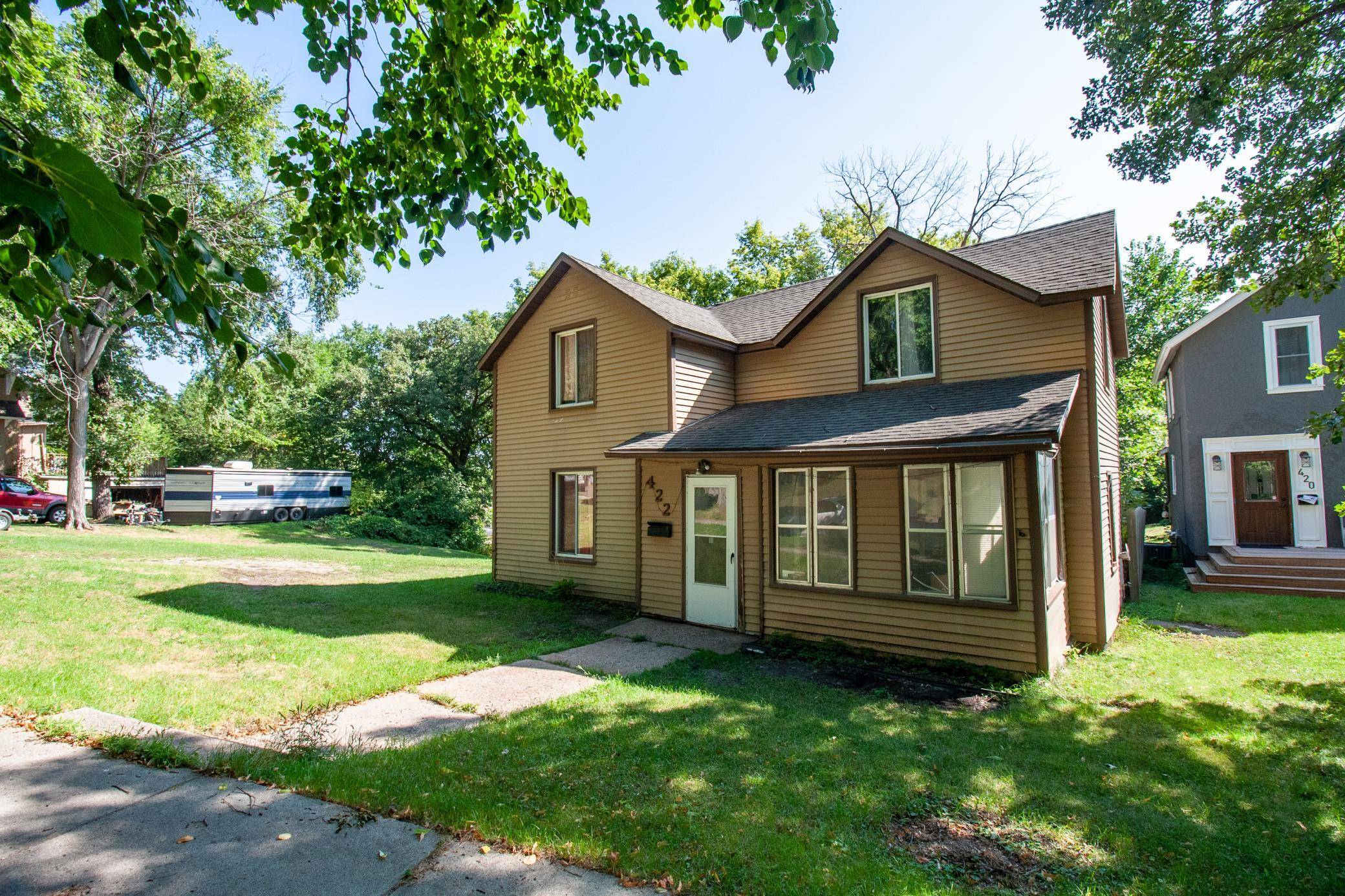 422 N Cleveland AVE, Fergus Falls, MN 56537
