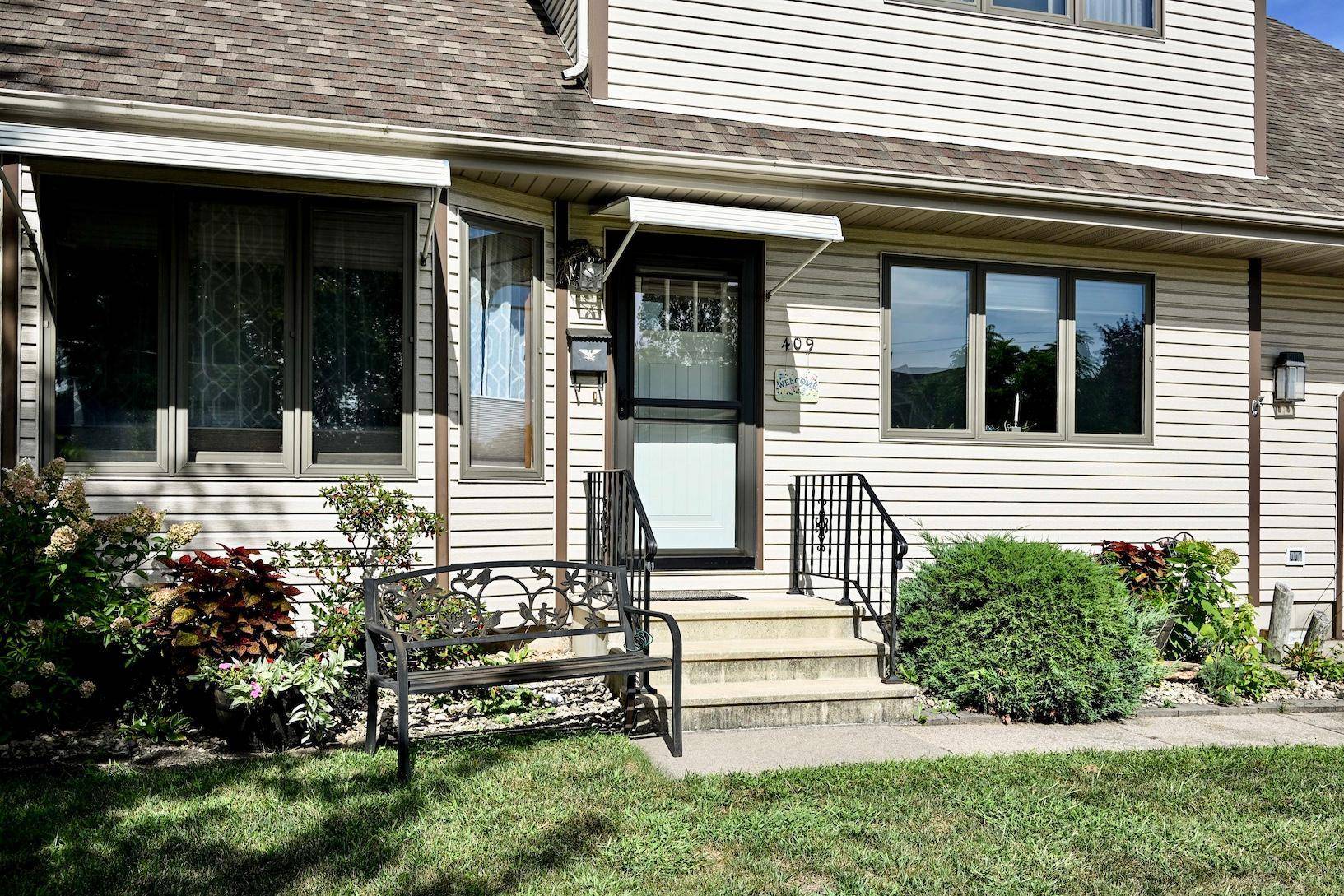 409 Olmstead ST, Winona, MN 55987