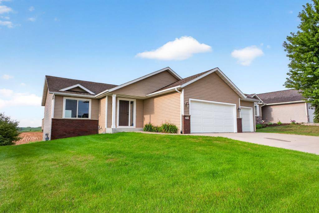 5662 King Arthur RD NW, Rochester, MN 55901