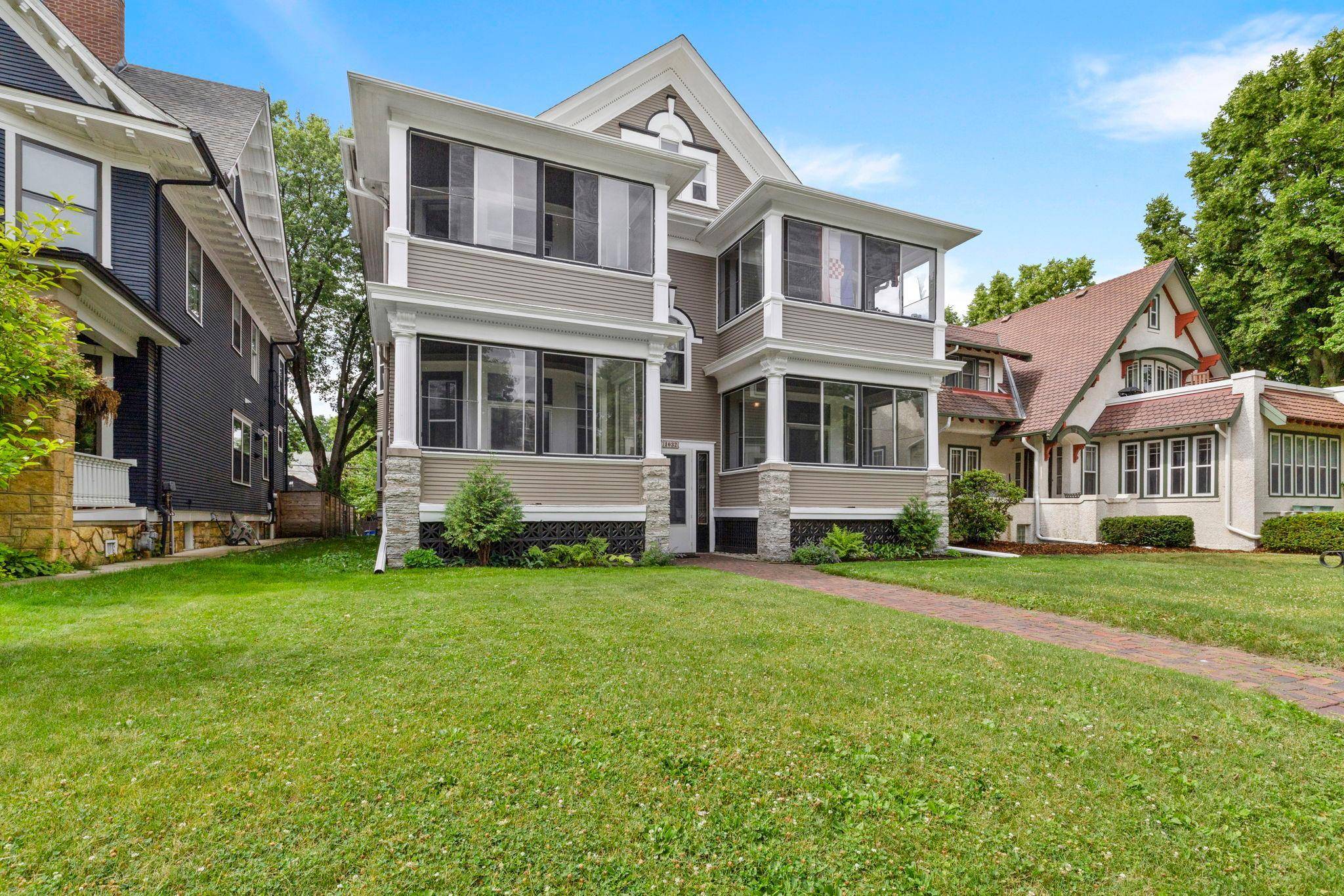 1032 Portland AVE, Saint Paul, MN 55104
