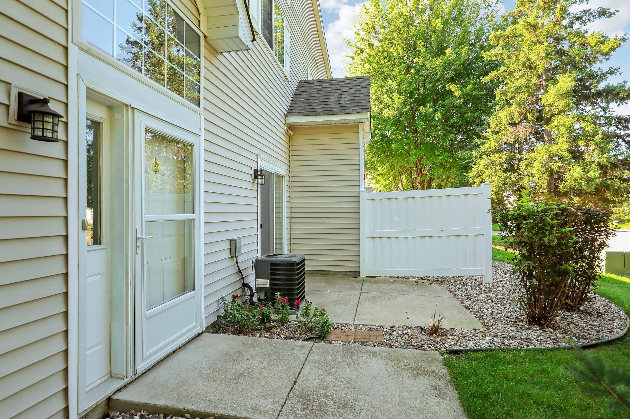 9429 Marshall RD, Eden Prairie, MN 55347
