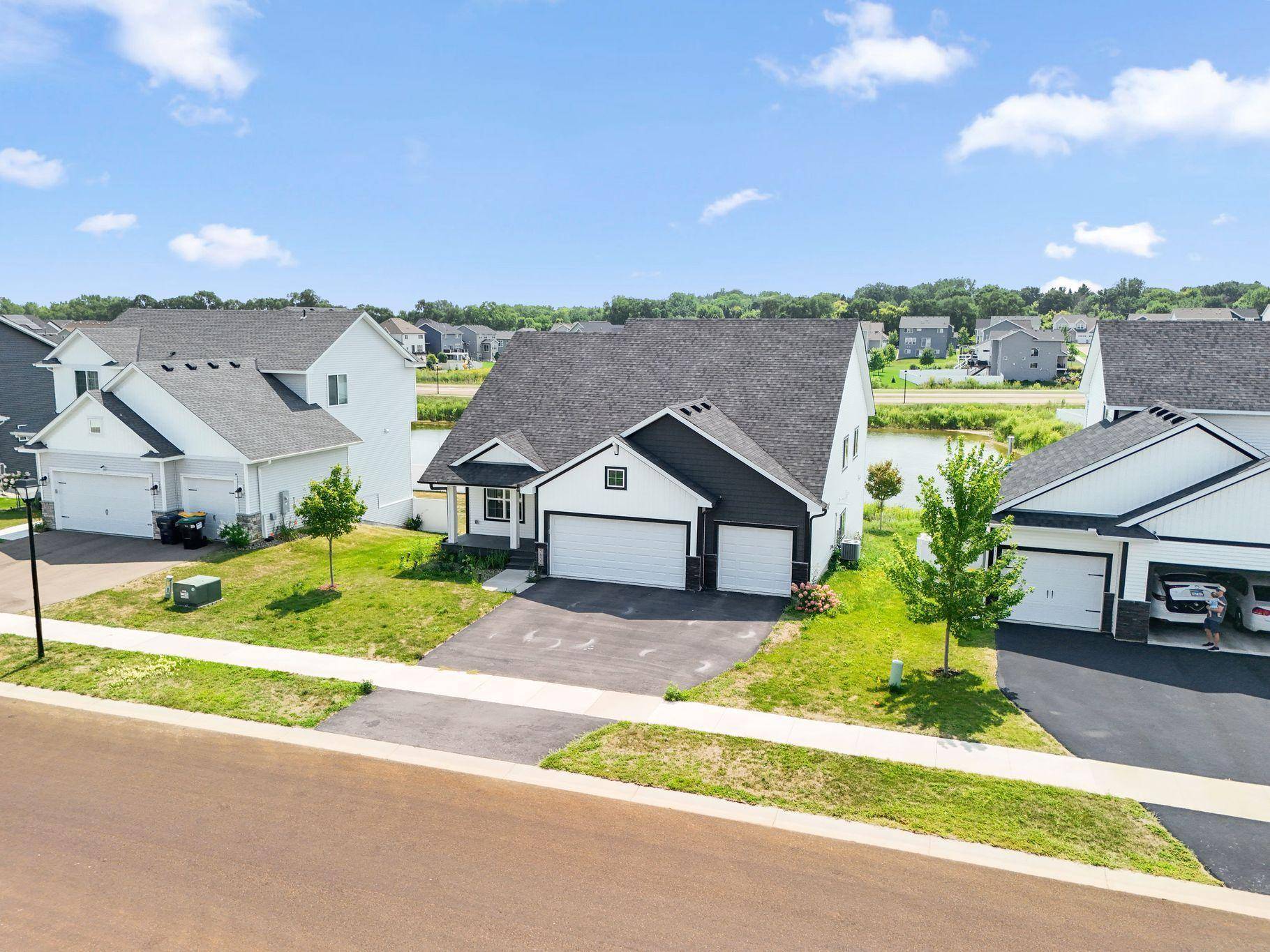 5832 178th ST W, Lakeville, MN 55044