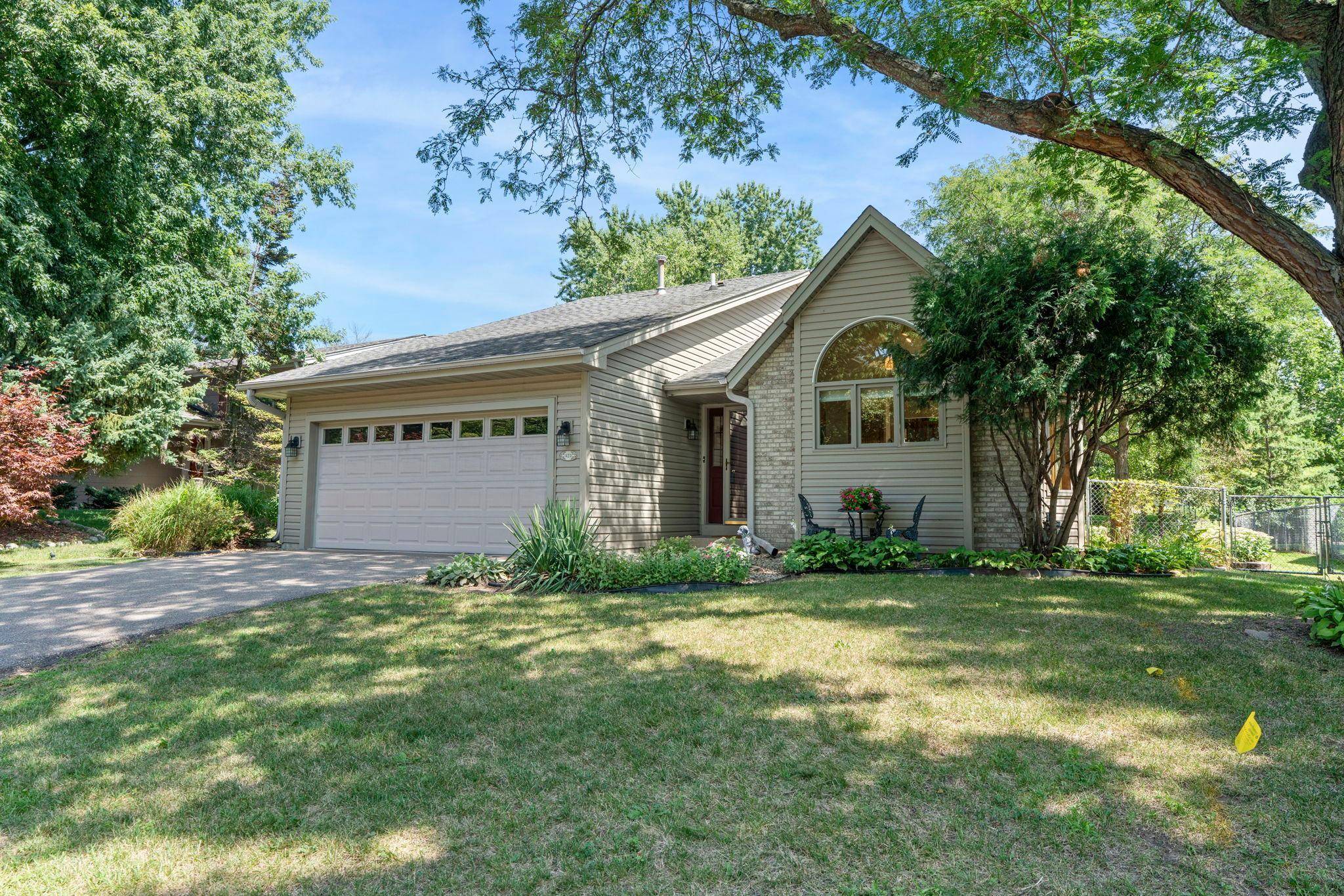 14231 Candlewood LN NE, Prior Lake, MN 55372