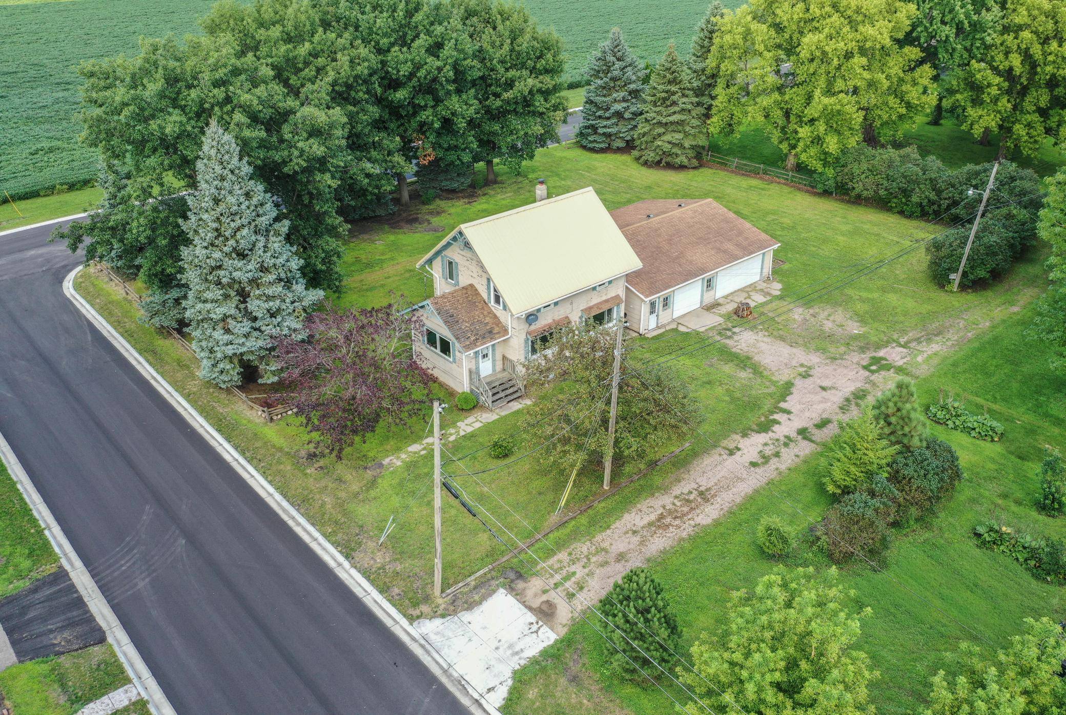 741 East ST, Stewart, MN 55385