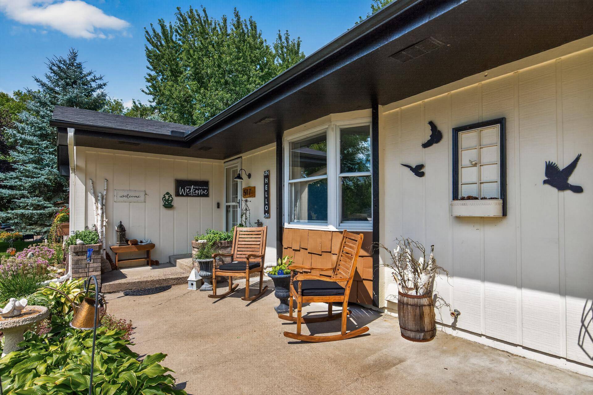 517 5 1/2 ST NW, Elk River, MN 55330