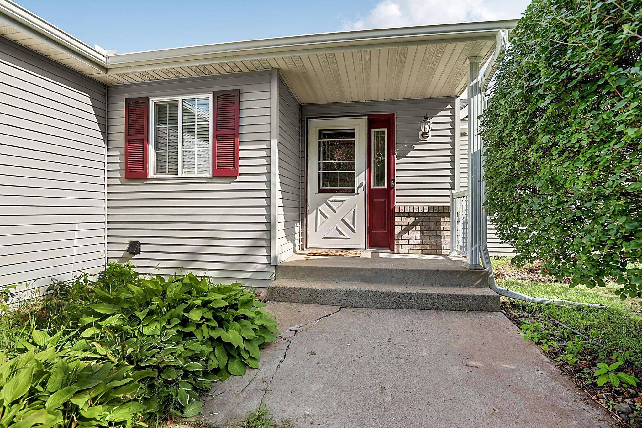 1292 Fieldstone DR, Sauk Rapids, MN 56379