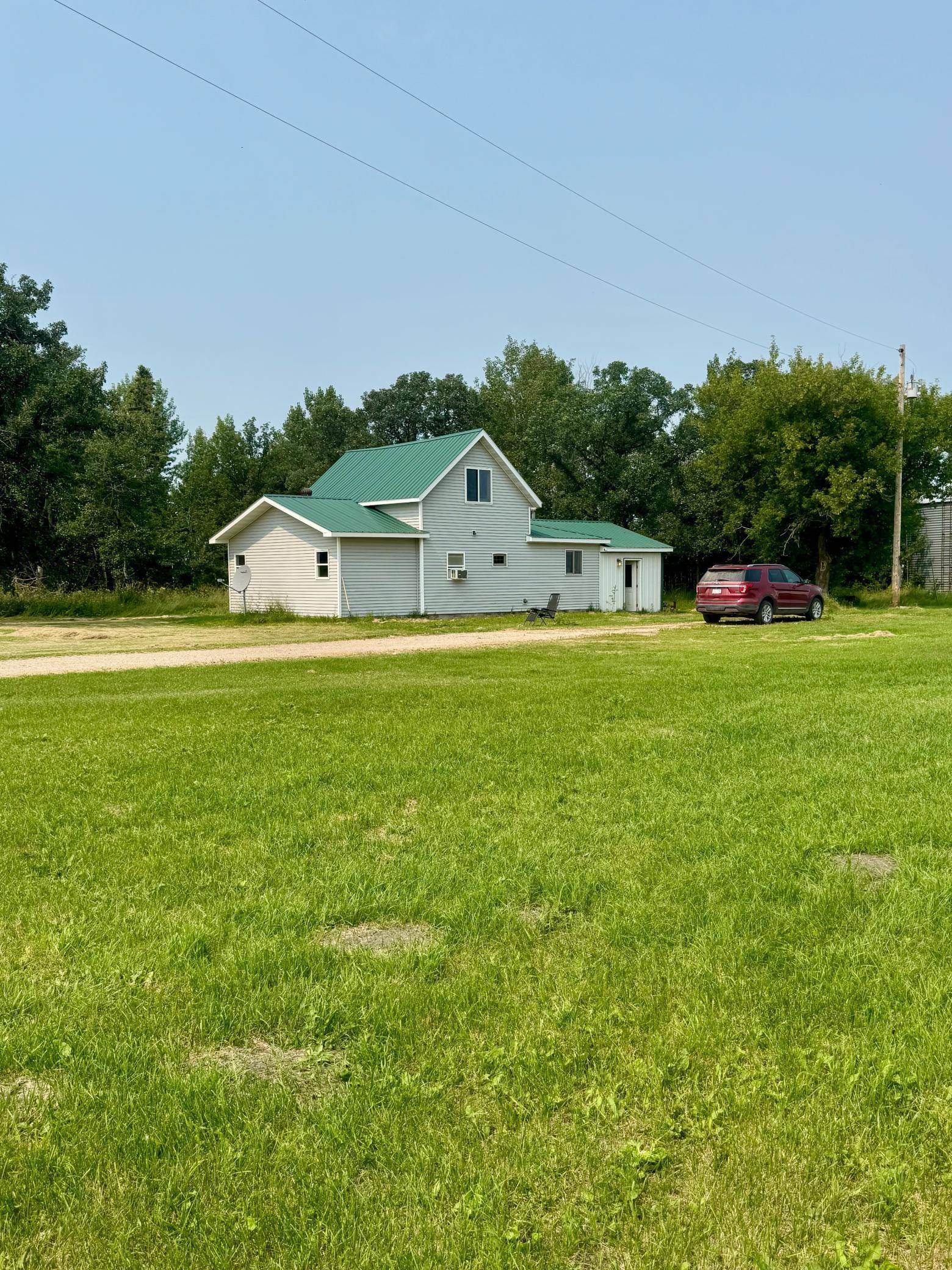 26571 260th ST, Badger, MN 56714