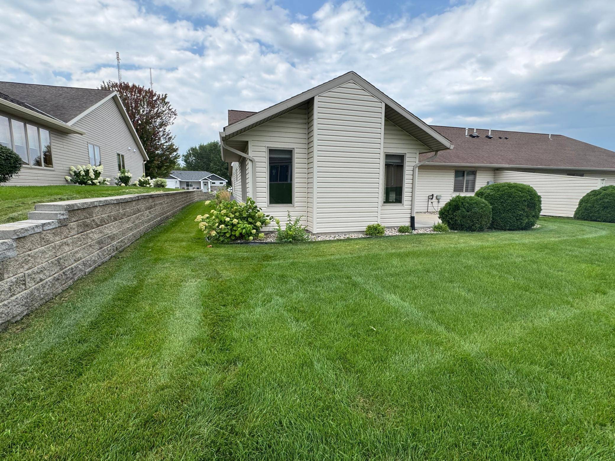 1724 Lower Trentwood CIR NE, Willmar, MN 56201