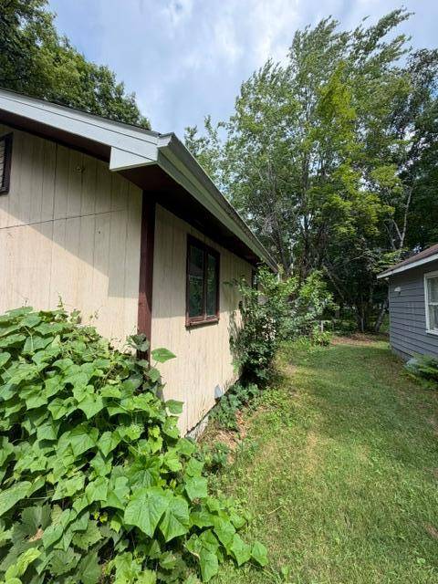 559 Emerson DR, East Bethel, MN 55092