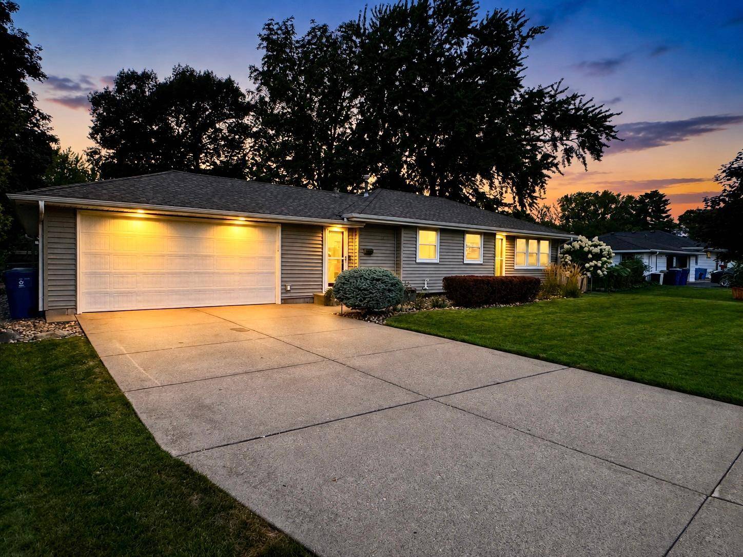 10118 Park AVE S, Bloomington, MN 55420