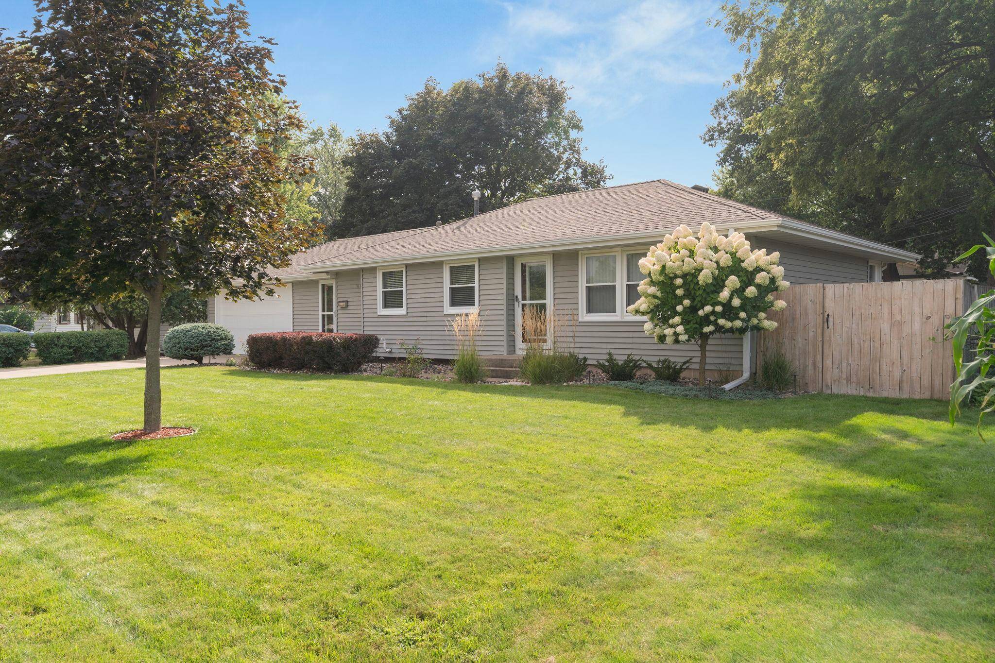 10118 Park AVE S, Bloomington, MN 55420
