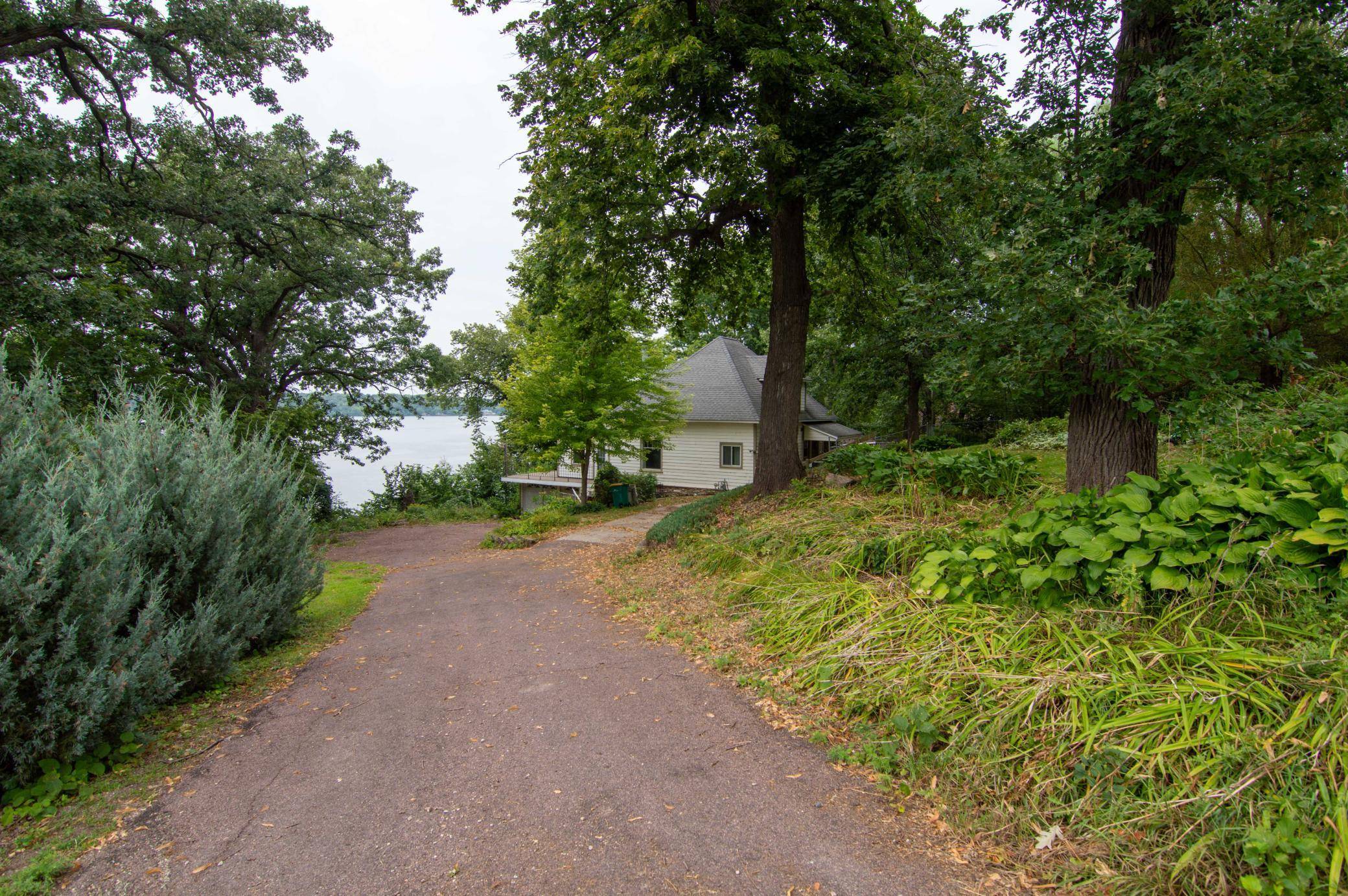 609 Lakeshore DR, Ortonville, MN 56278